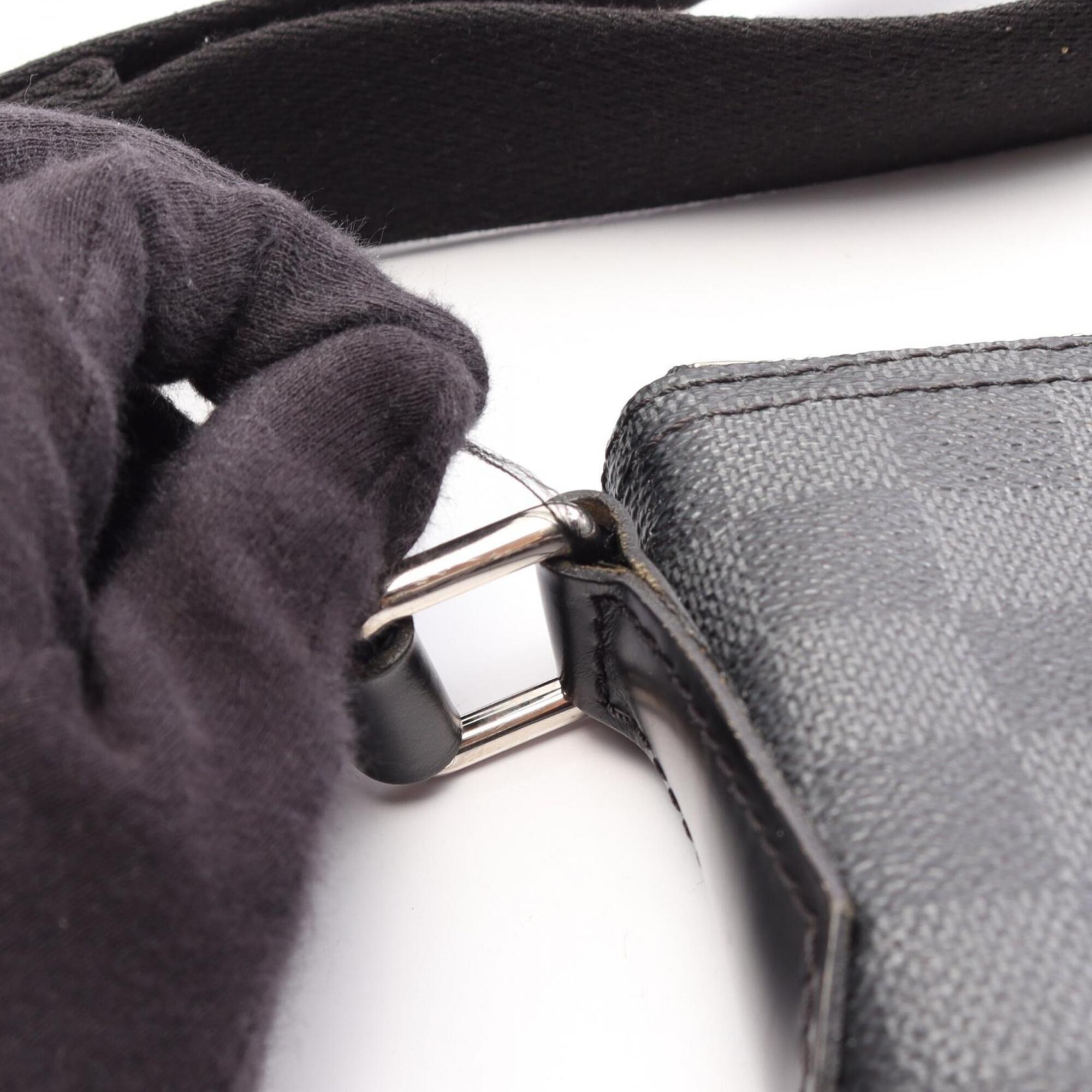 Louis Vuitton Black Coated Canvas Leather Handbag Shoulder Bag (Pre-Owned)