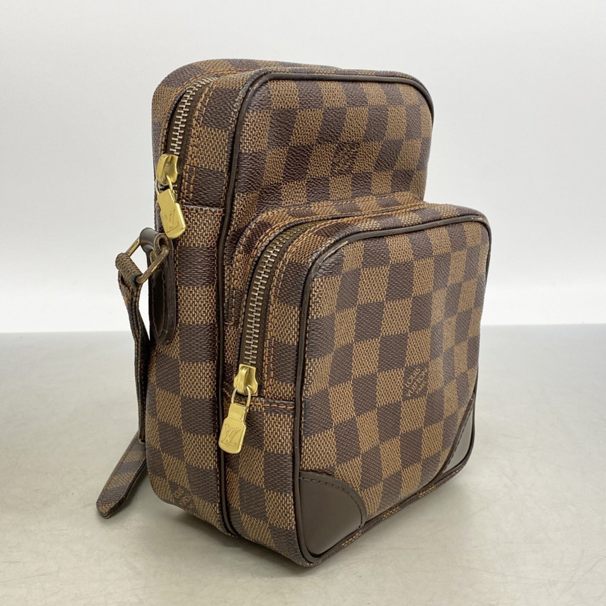 Louis Vuitton Ebene Shoulder Bag (Pre-Owned)