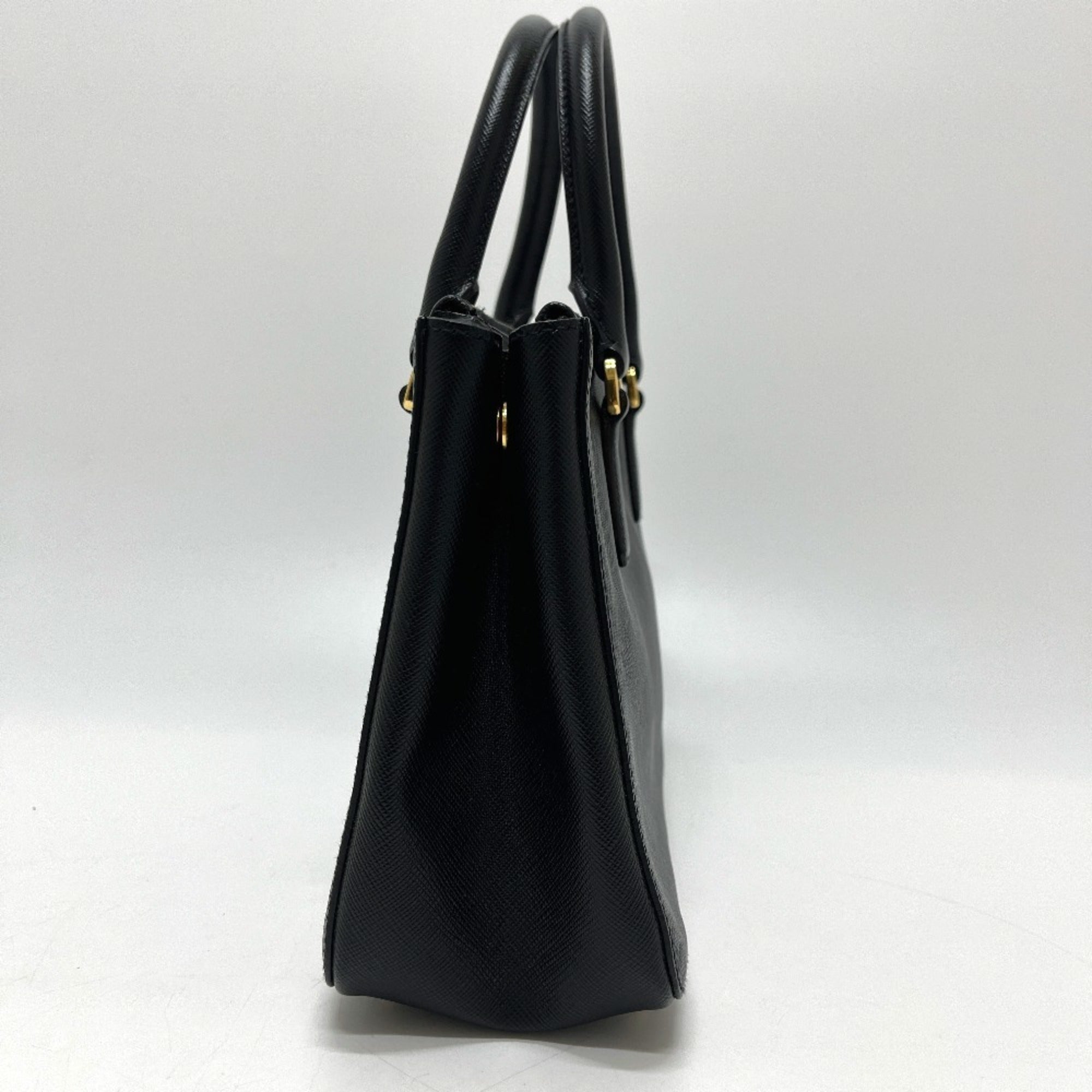 Prada Saffiano Black Leather Handbag (Pre-Owned)