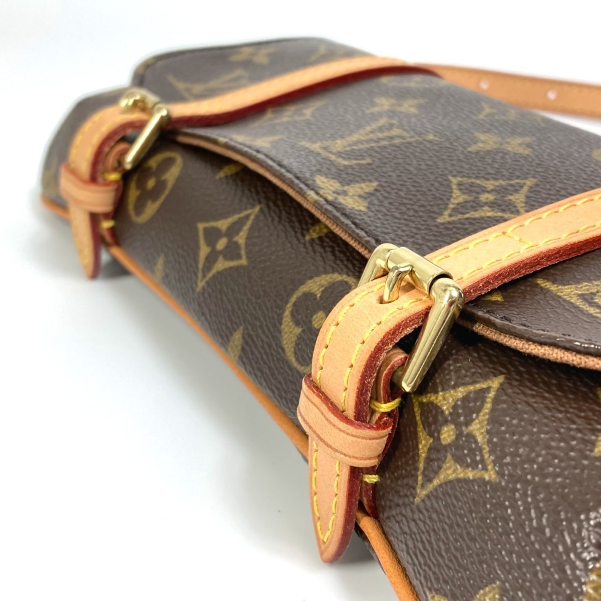Louis Vuitton Monogram Brown Monogram Fanny Pack Pochette (Pre-Owned)