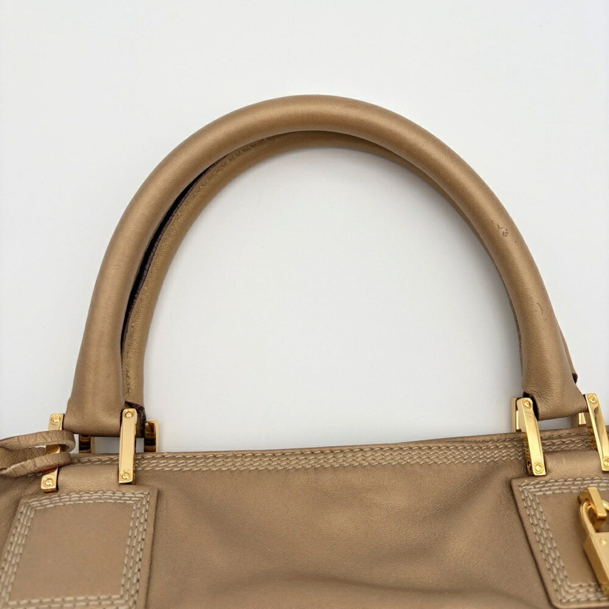 Loewe Gold Leather Tote Bag (Pre-Owned)