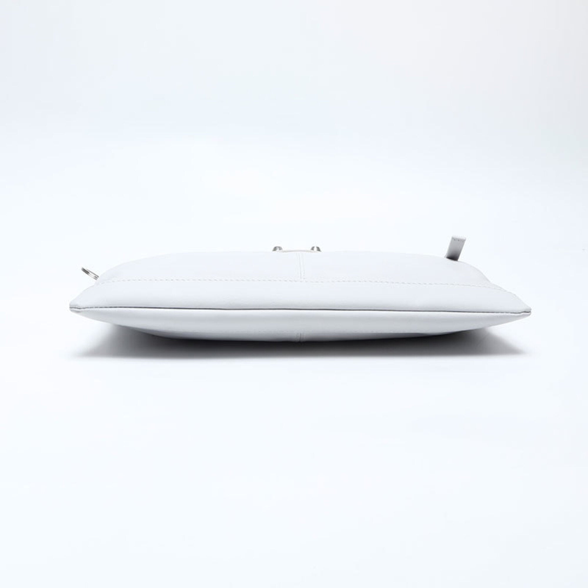 Balenciaga White Leather Clutch Bag (Pre-Owned)