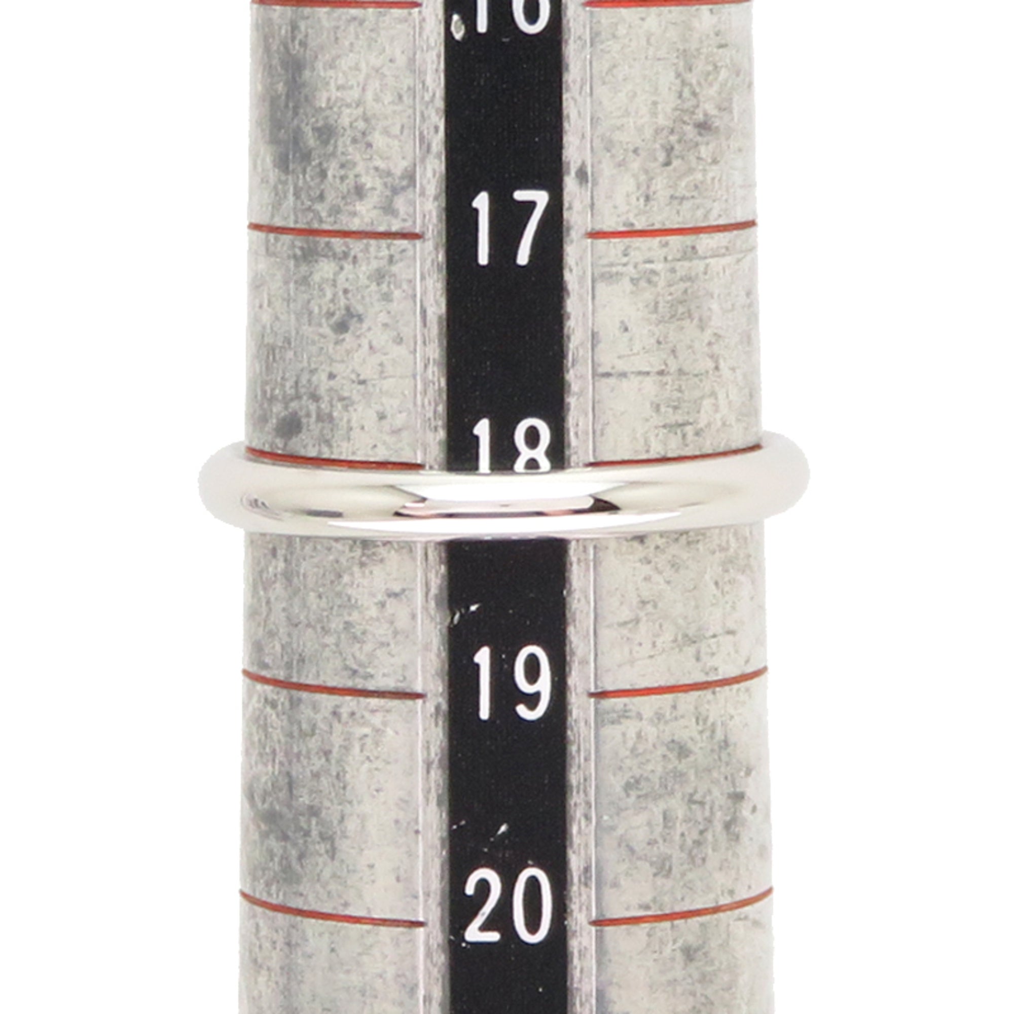 Chanel Platinum 950 Band Ring (Pre-Owned)