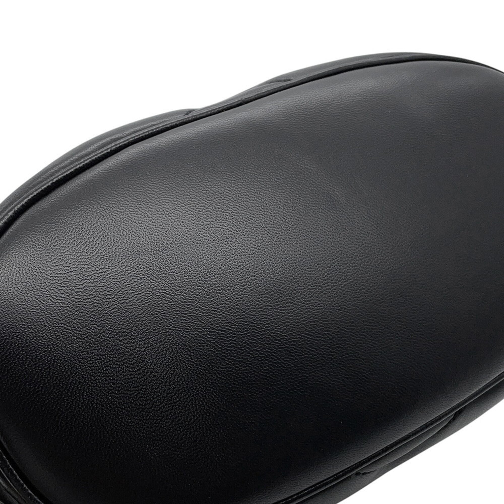 Gucci Black Leather Backpack (Pre-Owned)