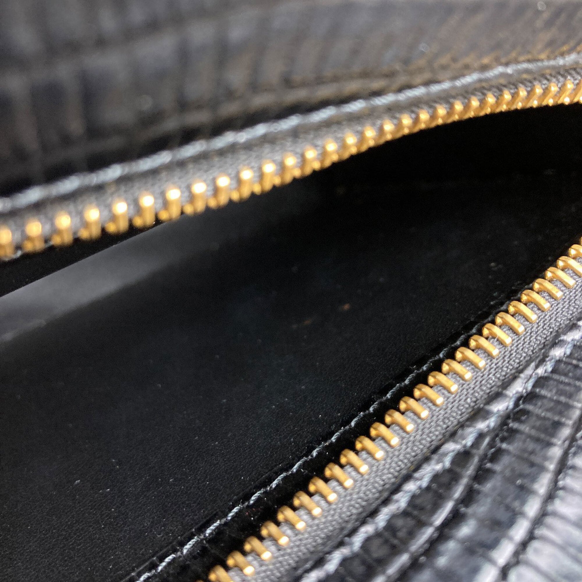 Marni Black Leather Shoulder Bag (Pre-Owned)