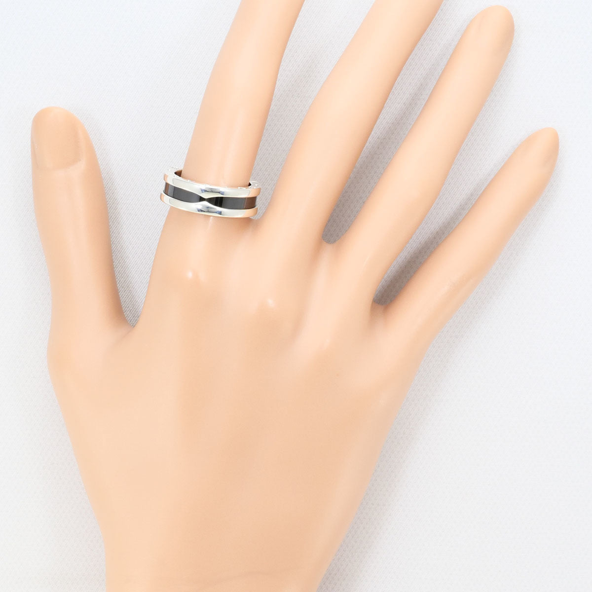 Bvlgari Silver Black Ceramic Silver 925 Band Ring (Pre-Owned)