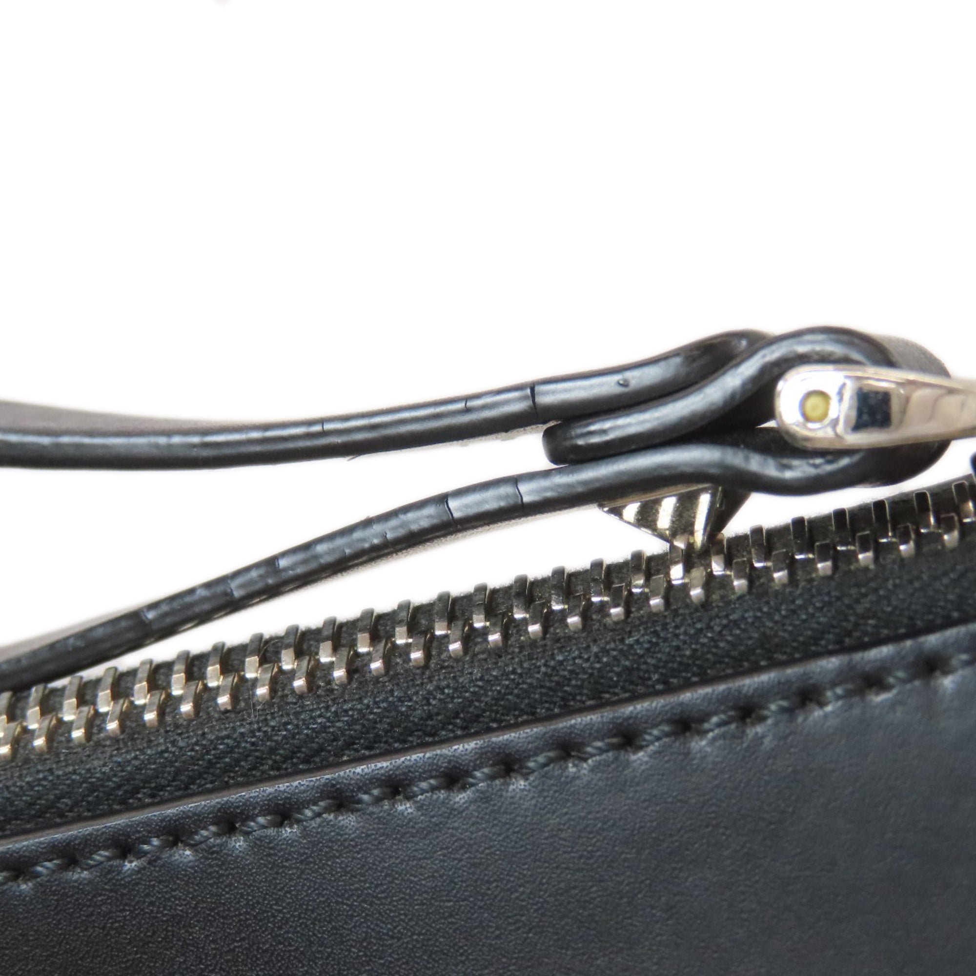 Valentino Black Leather Clutch Bag (Pre-Owned)