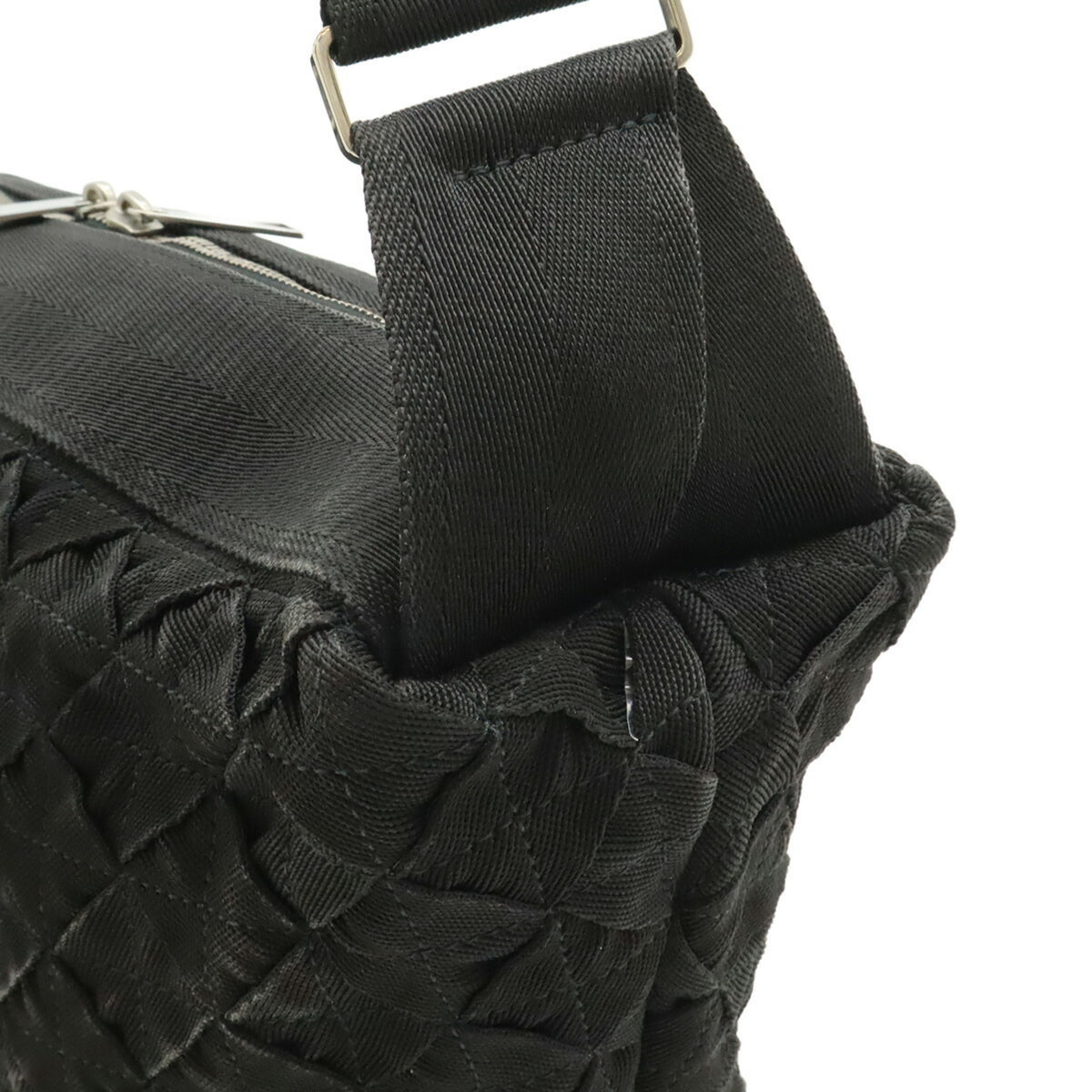 Bottega Veneta Intrecciato Black Canvas Shoulder Bag (Pre-Owned)