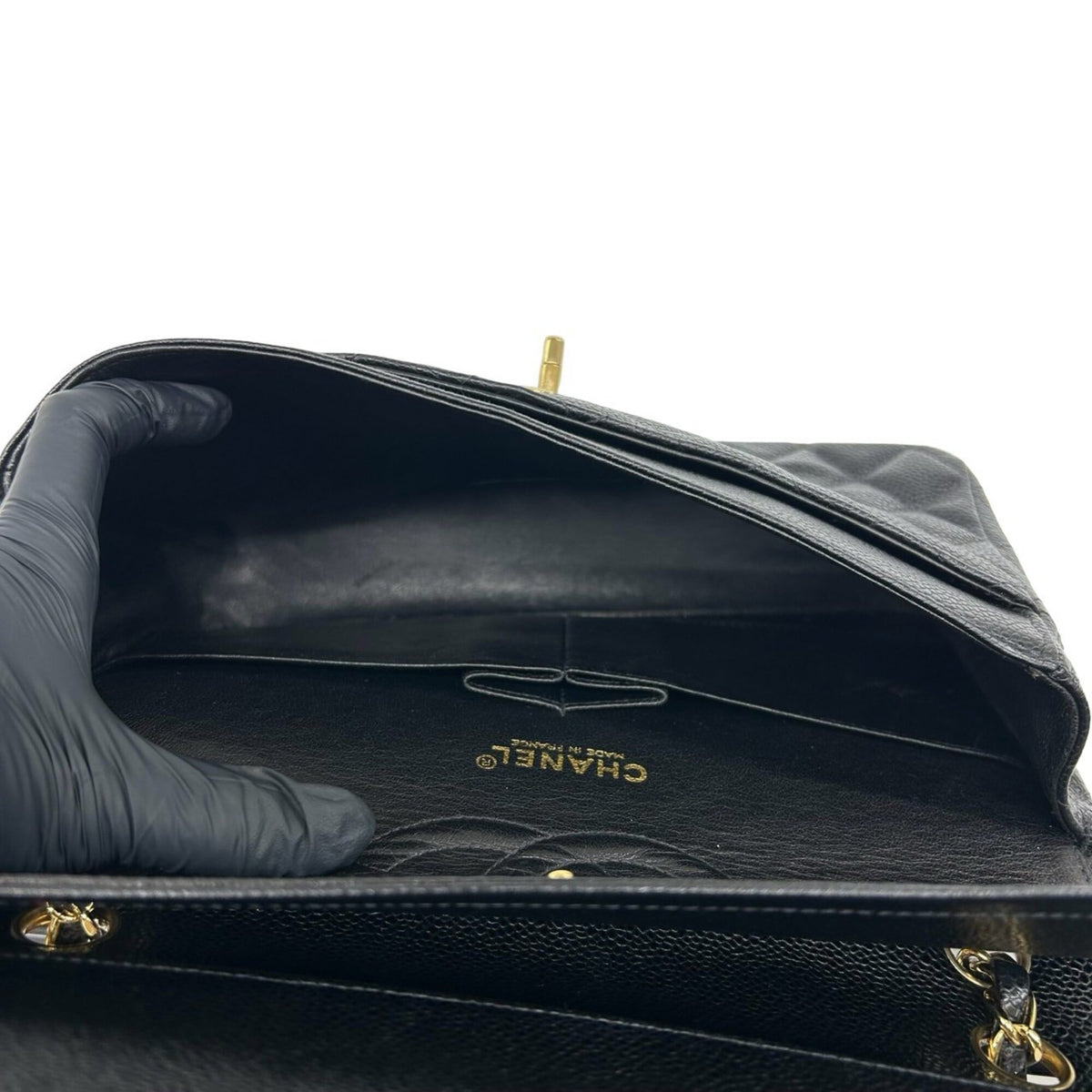 Chanel Black Grained Calfskin Shoulder Bag (Pre-Owned)