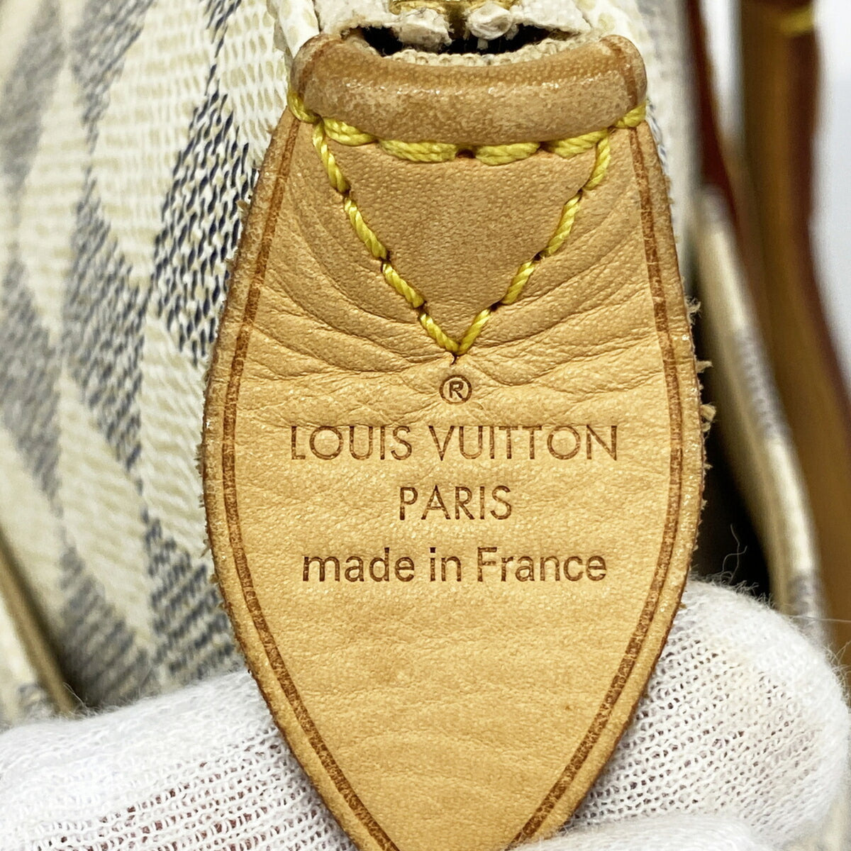 Louis Vuitton White Tote Bag (Pre-Owned)