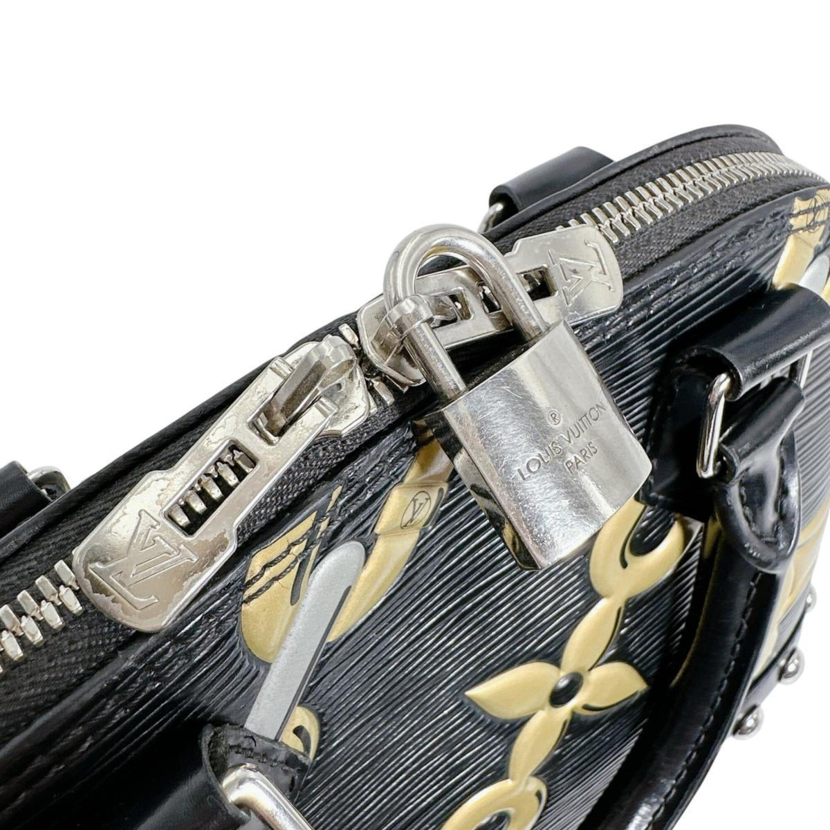 Louis Vuitton Noir Epi Leather Shoulder Bag (Pre-Owned)