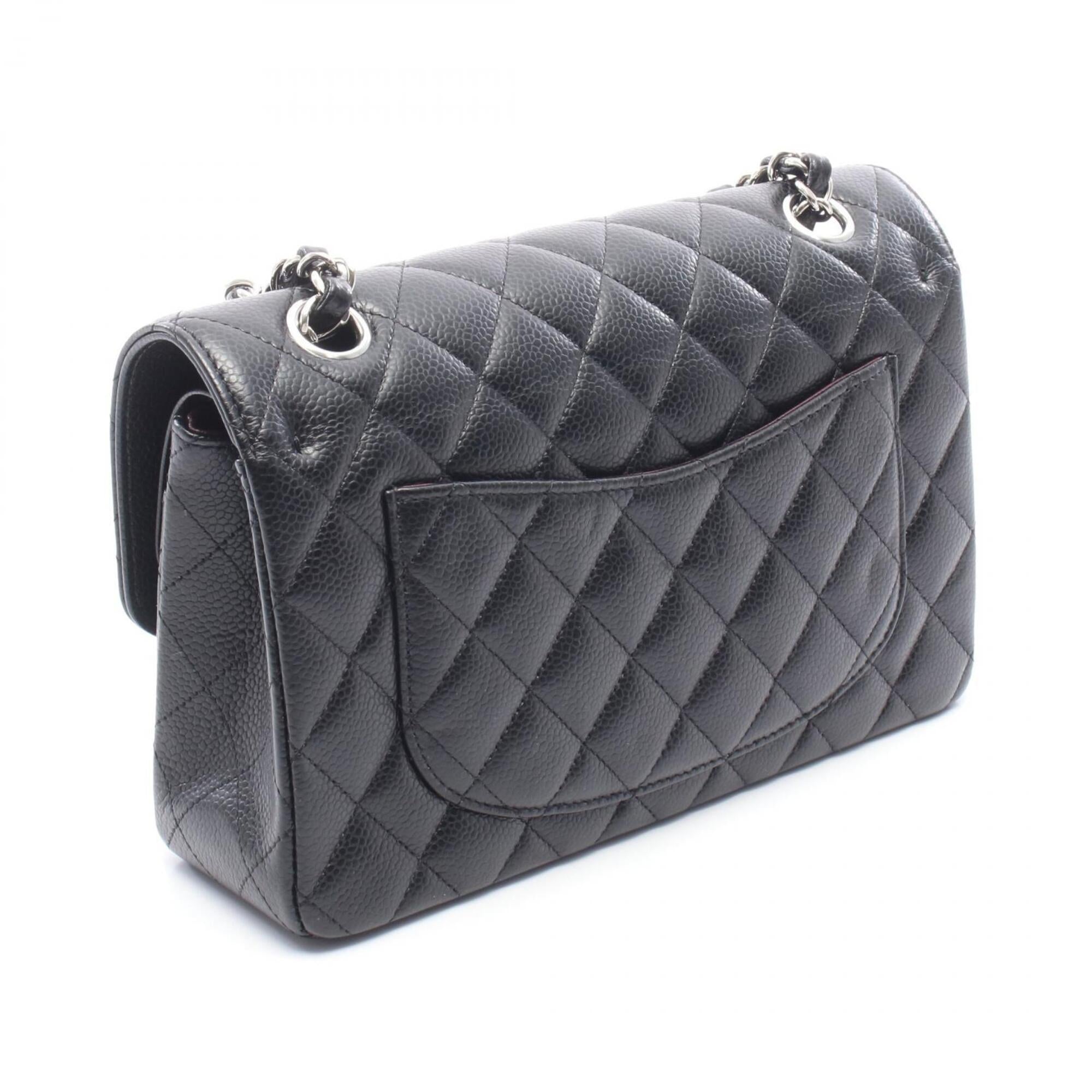 Chanel Black Leather Handbag Shoulder Bag (Pre-Owned)
