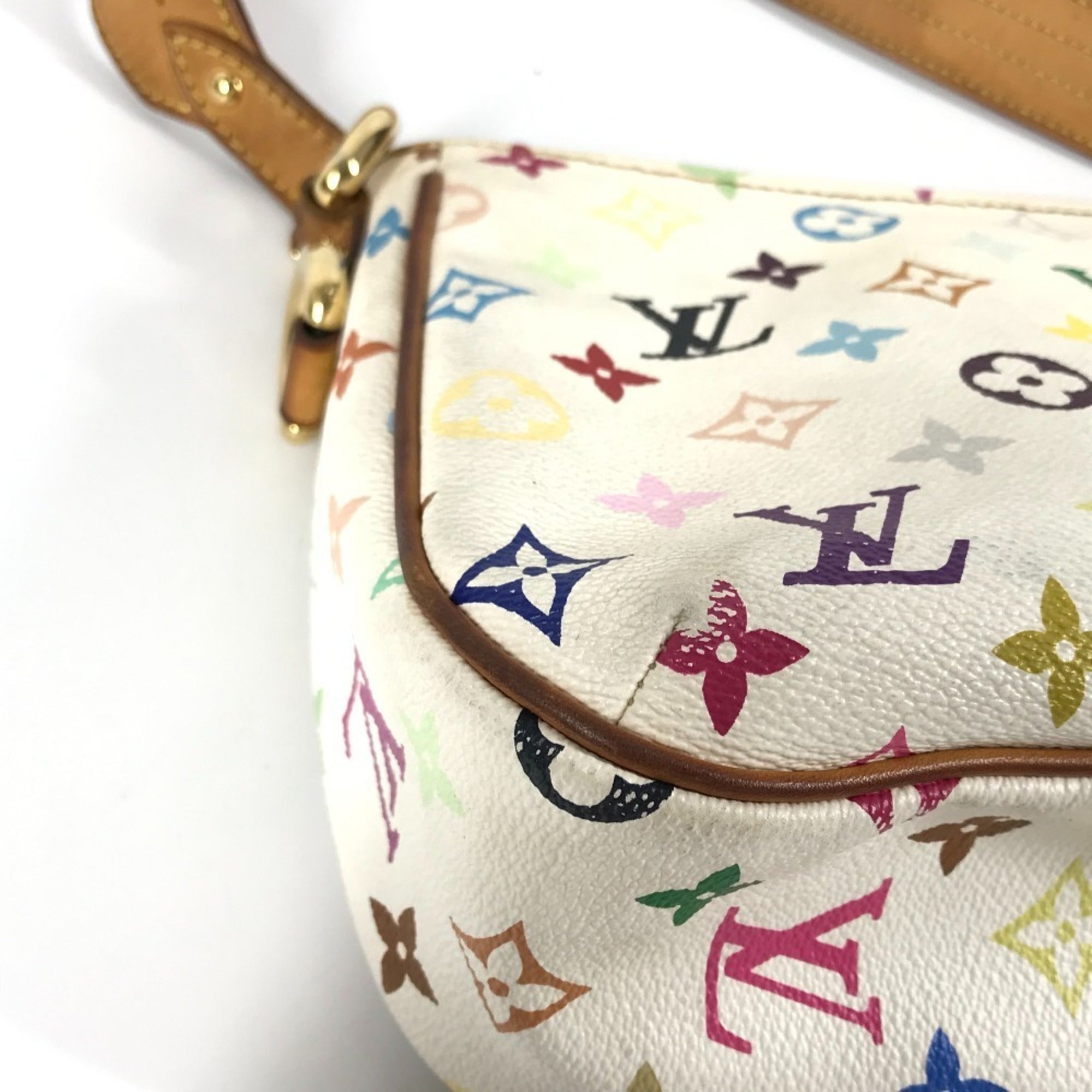 Louis Vuitton White Coated Canvas Shoulder Bag (Pre-Owned)