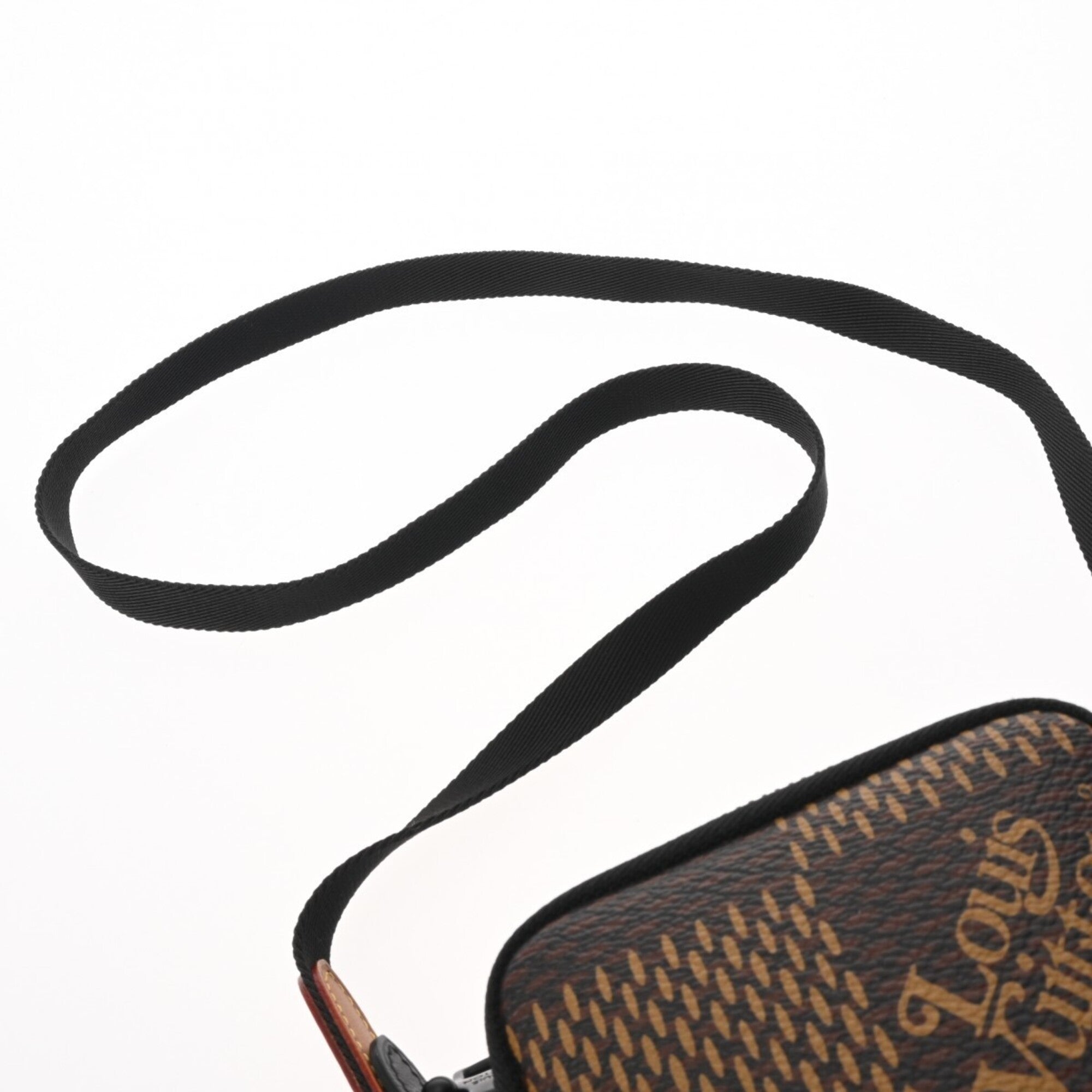 Louis Vuitton Brown Damier Canvas Pouch Shoulder Bag (Pre-Owned)
