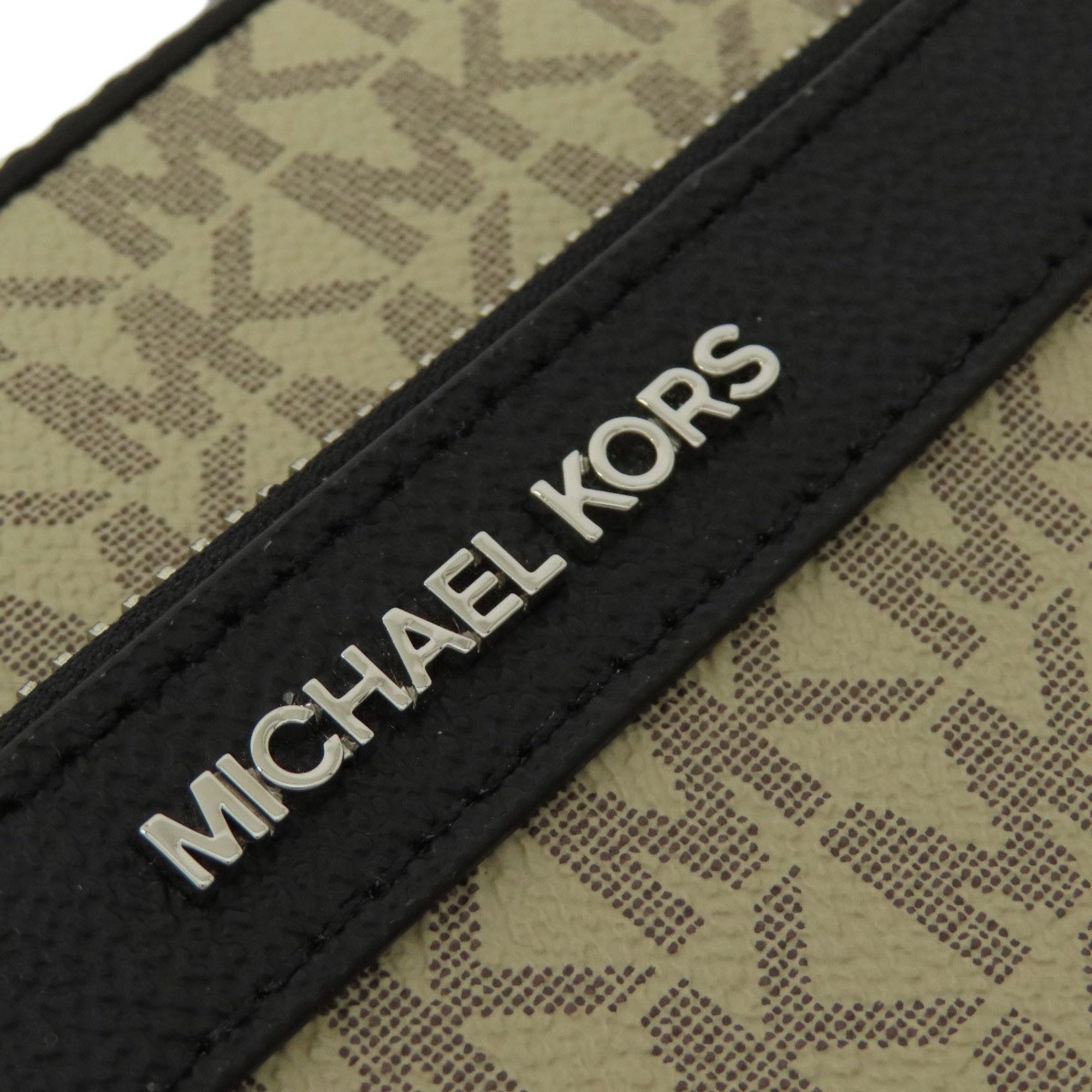 Michael Kors Beige Black Leather Shoulder Bag (Pre-Owned)