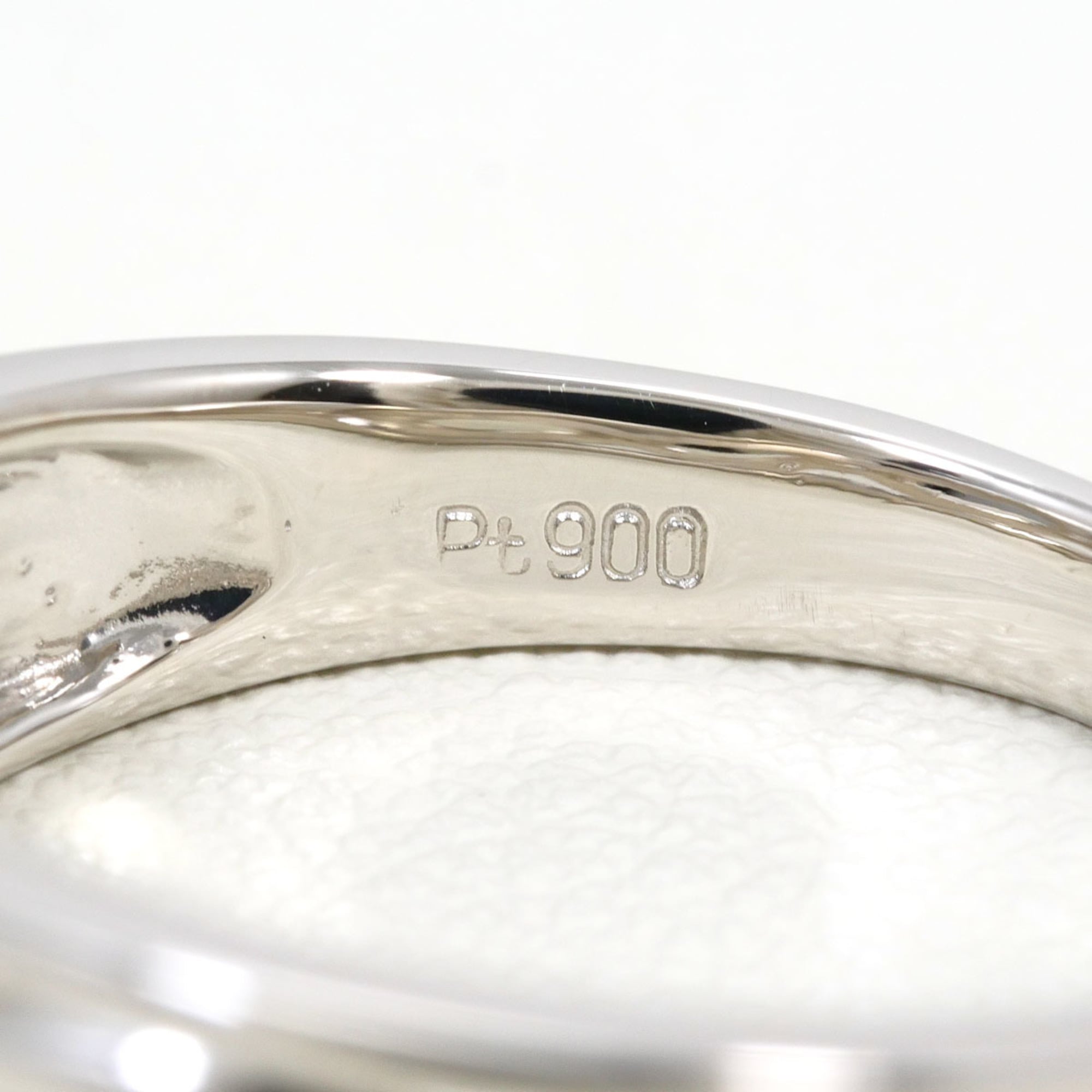 Unbranded Platinum Platinum 900 Band Ring (Pre-Owned)