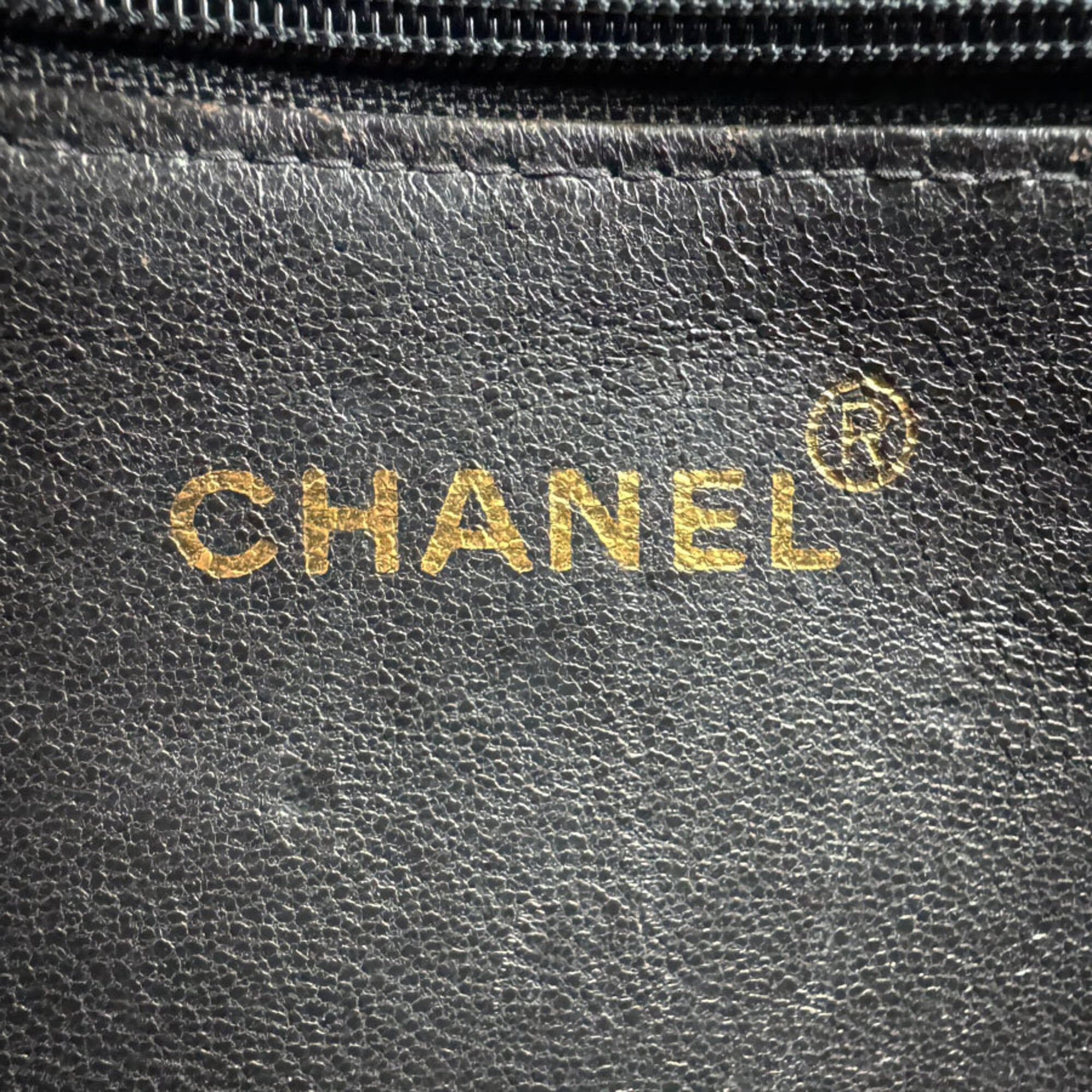 Chanel Black Grained Calfskin Shoulder Bag (Pre-Owned)