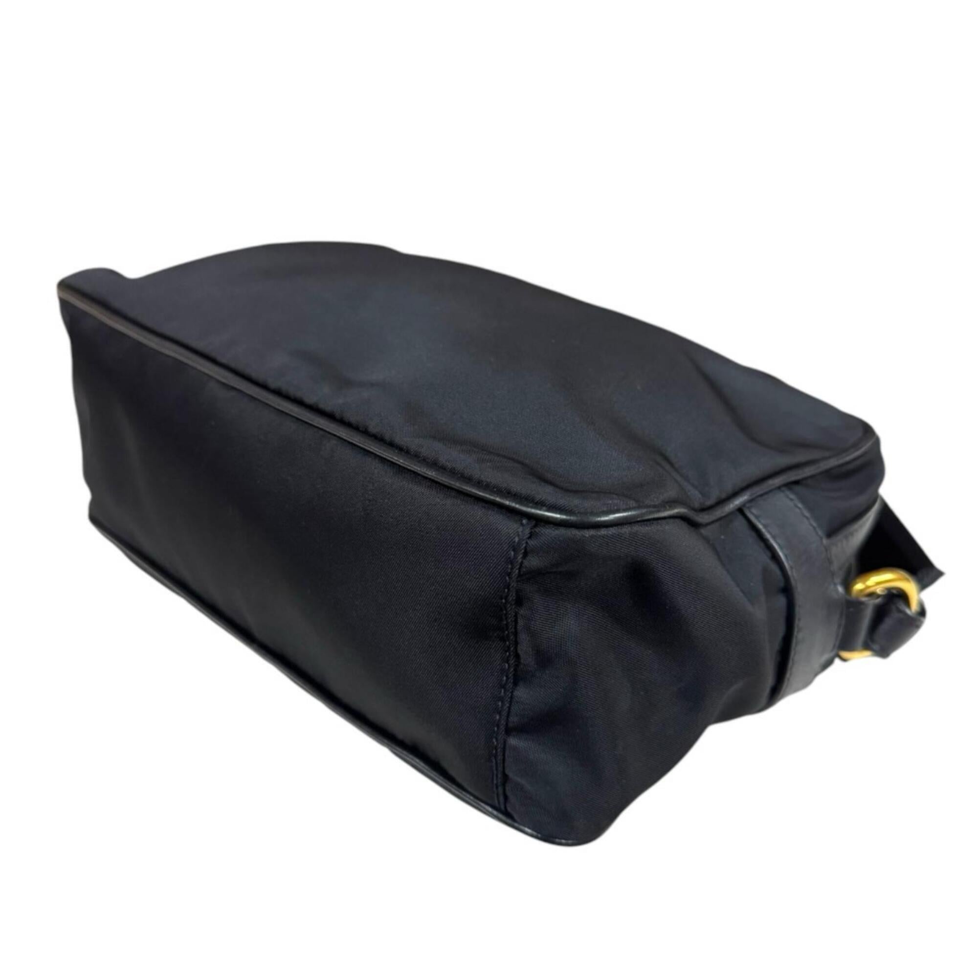 Prada Black Nylon Shoulder Bag (Pre-Owned)