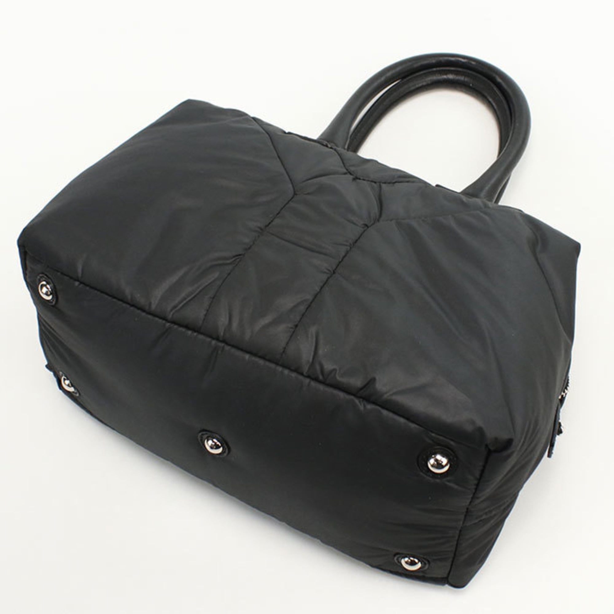 Saint Laurent Black Tote Bag (Pre-Owned)