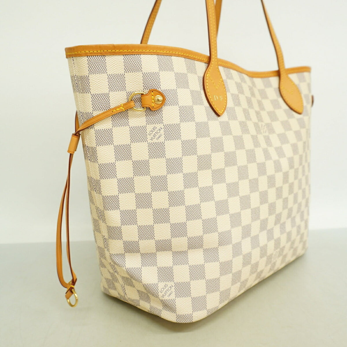 Louis Vuitton White Tote Bag (Pre-Owned)