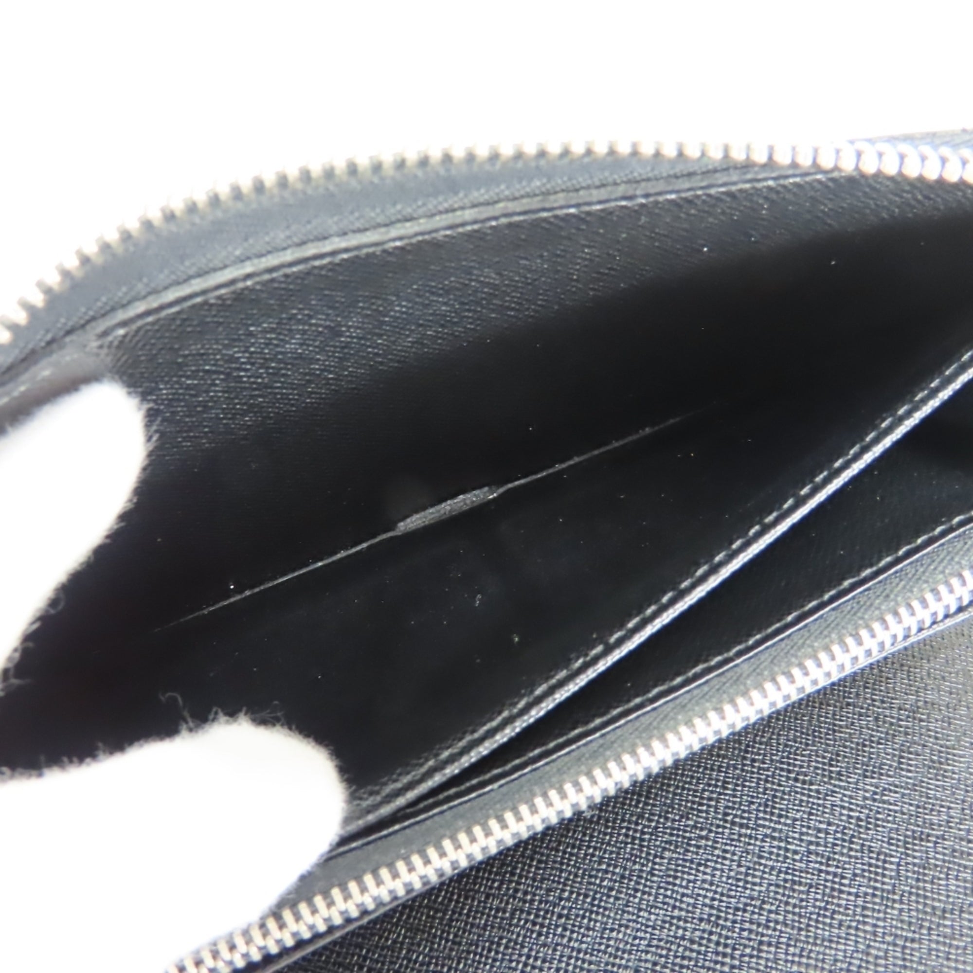 Louis Vuitton Black Gray Damier Graphite Leather Long Wallet (Bi-Fold) (Pre-Owned)