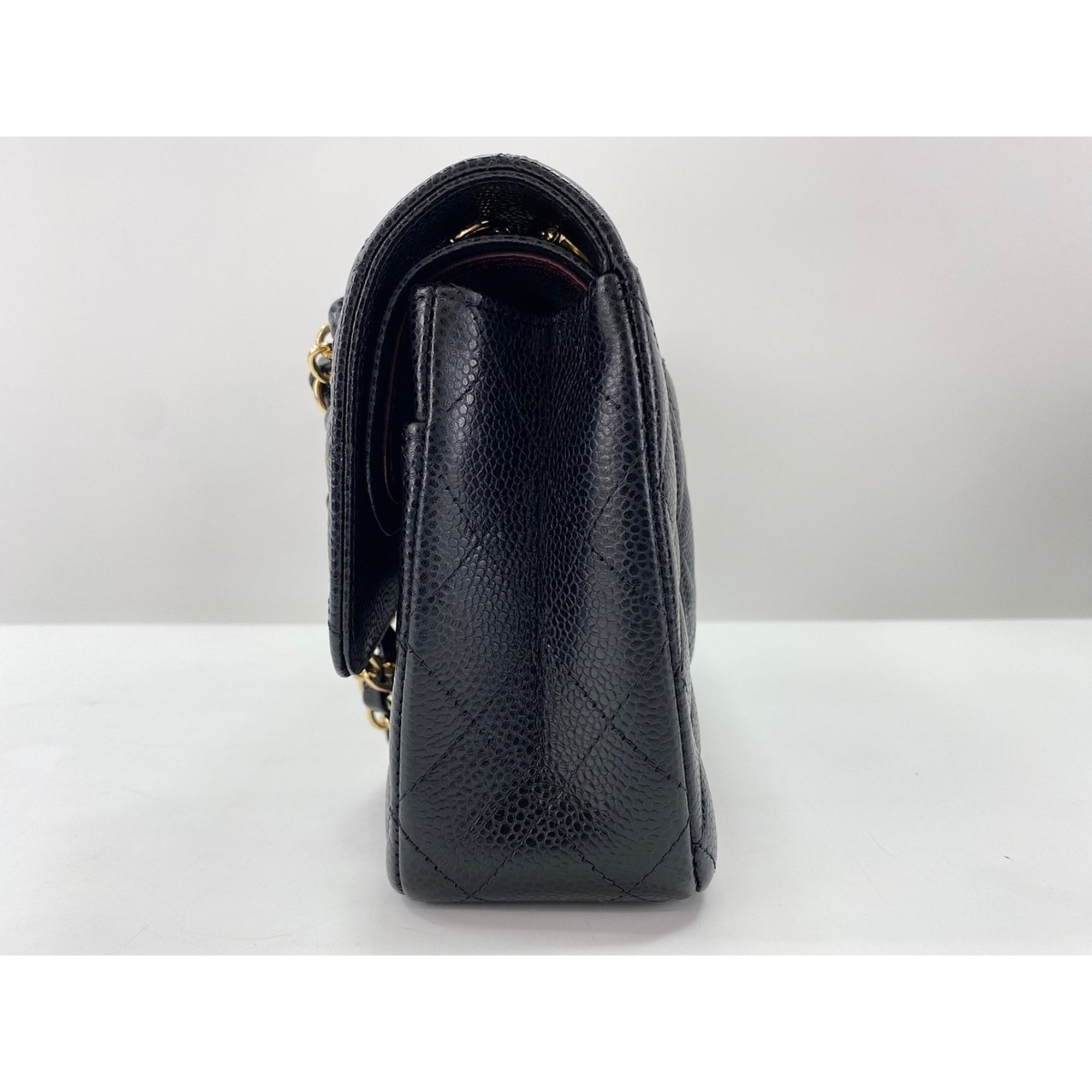 Chanel Matelasse Black Shoulder Bag (Pre-Owned)