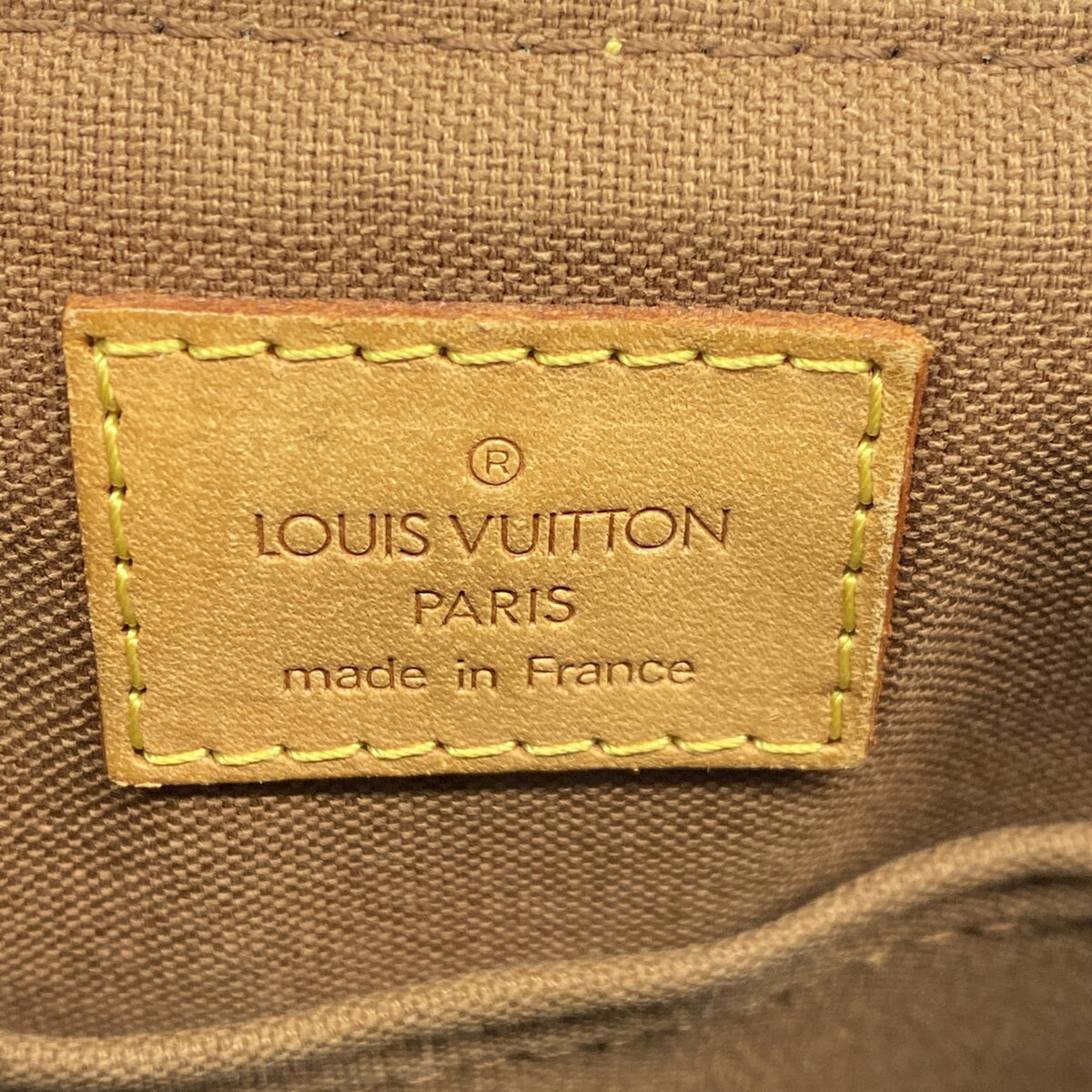 Louis Vuitton Brown Handbag (Pre-Owned)