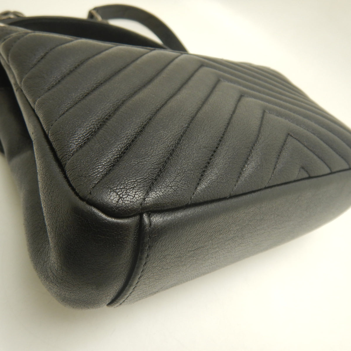 Yves Saint Laurent Black Leather School Bag Shoulder Bag (Pre-Owned)