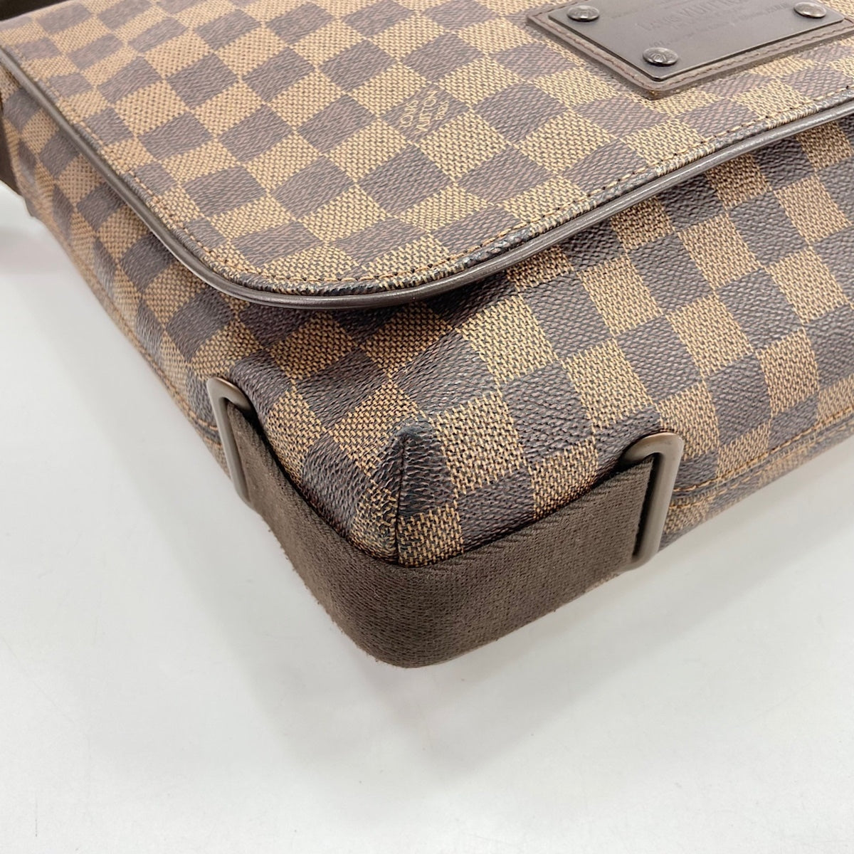 Louis Vuitton Brown Shoulder Bag (Pre-Owned)