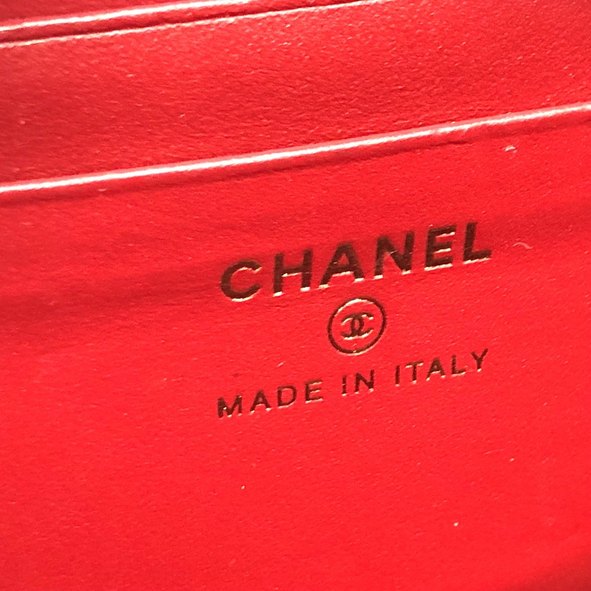 Chanel Red Leather Shoulder Bag (Pre-Owned)