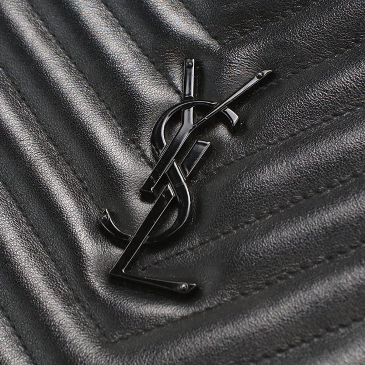 Saint Laurent Black Leather Shoulder Bag (Pre-Owned)
