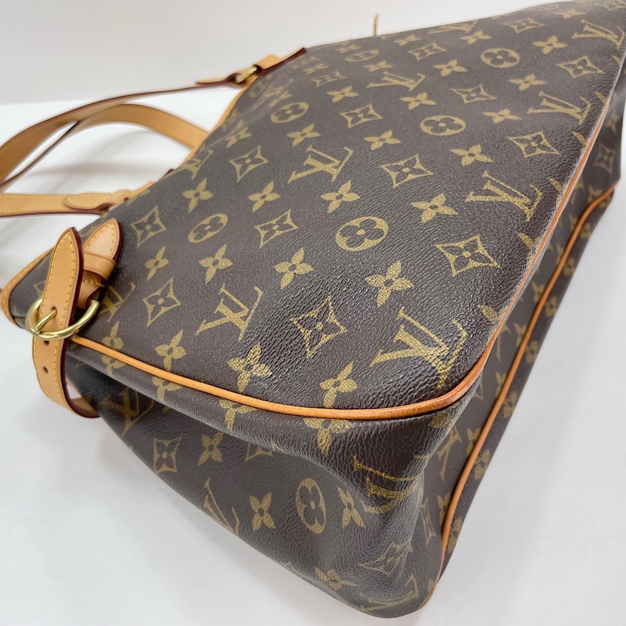 Louis Vuitton Brown Tote Bag (Pre-Owned)