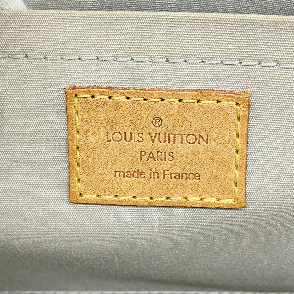 Louis Vuitton Pearl Shoulder Bag (Pre-Owned)
