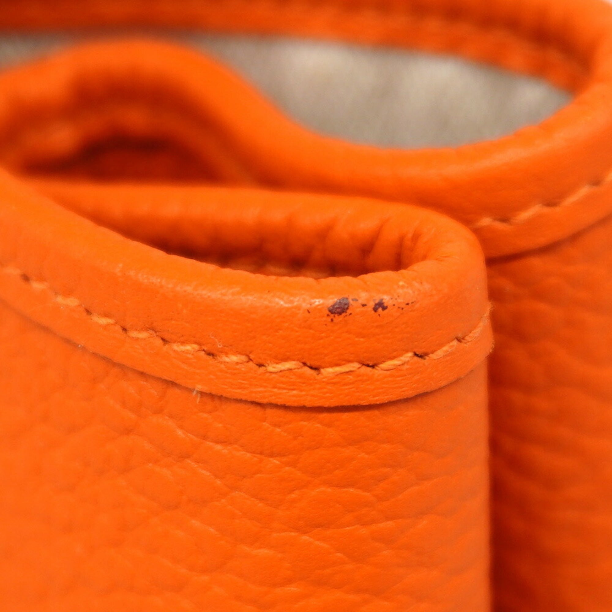 Hermes Capucine Country Leather Tote Bag (Pre-Owned)