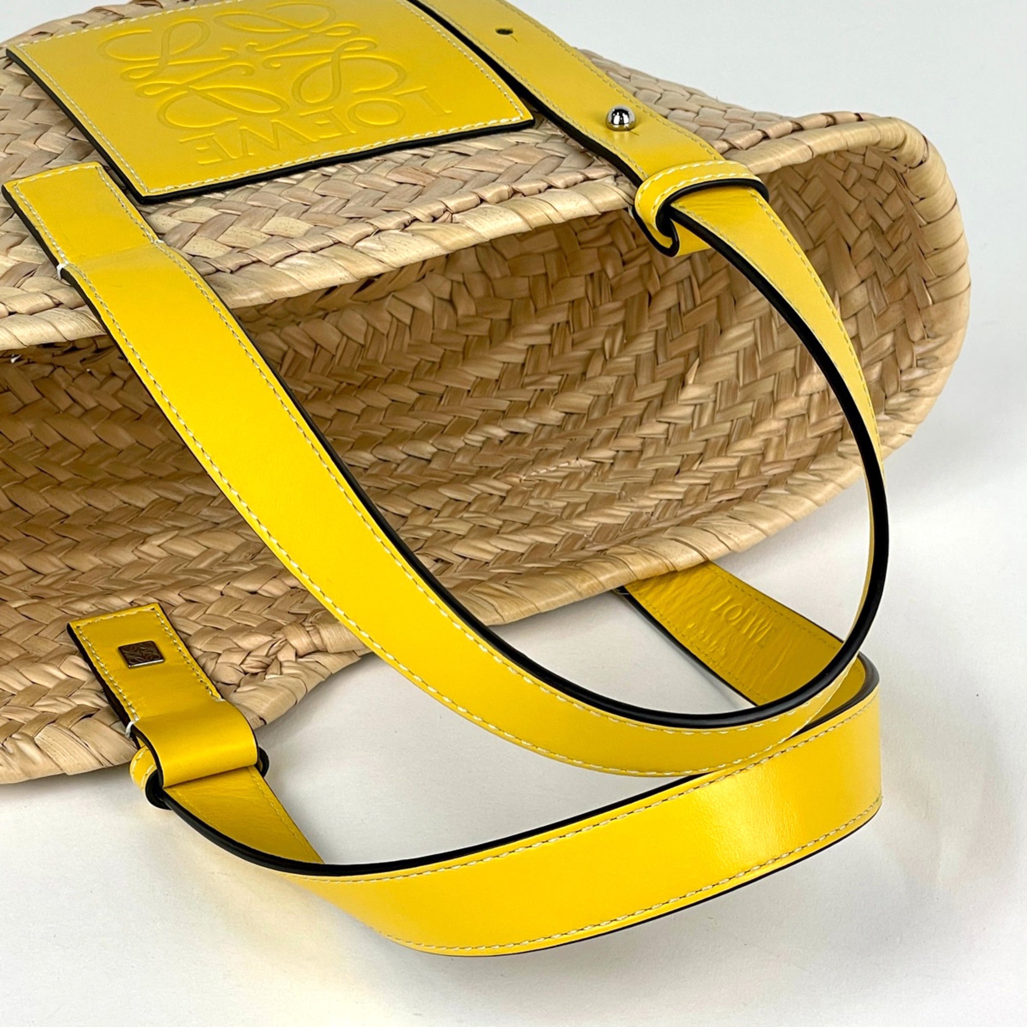 Loewe Yellow Leather Basket Tote Bag (Pre-Owned)