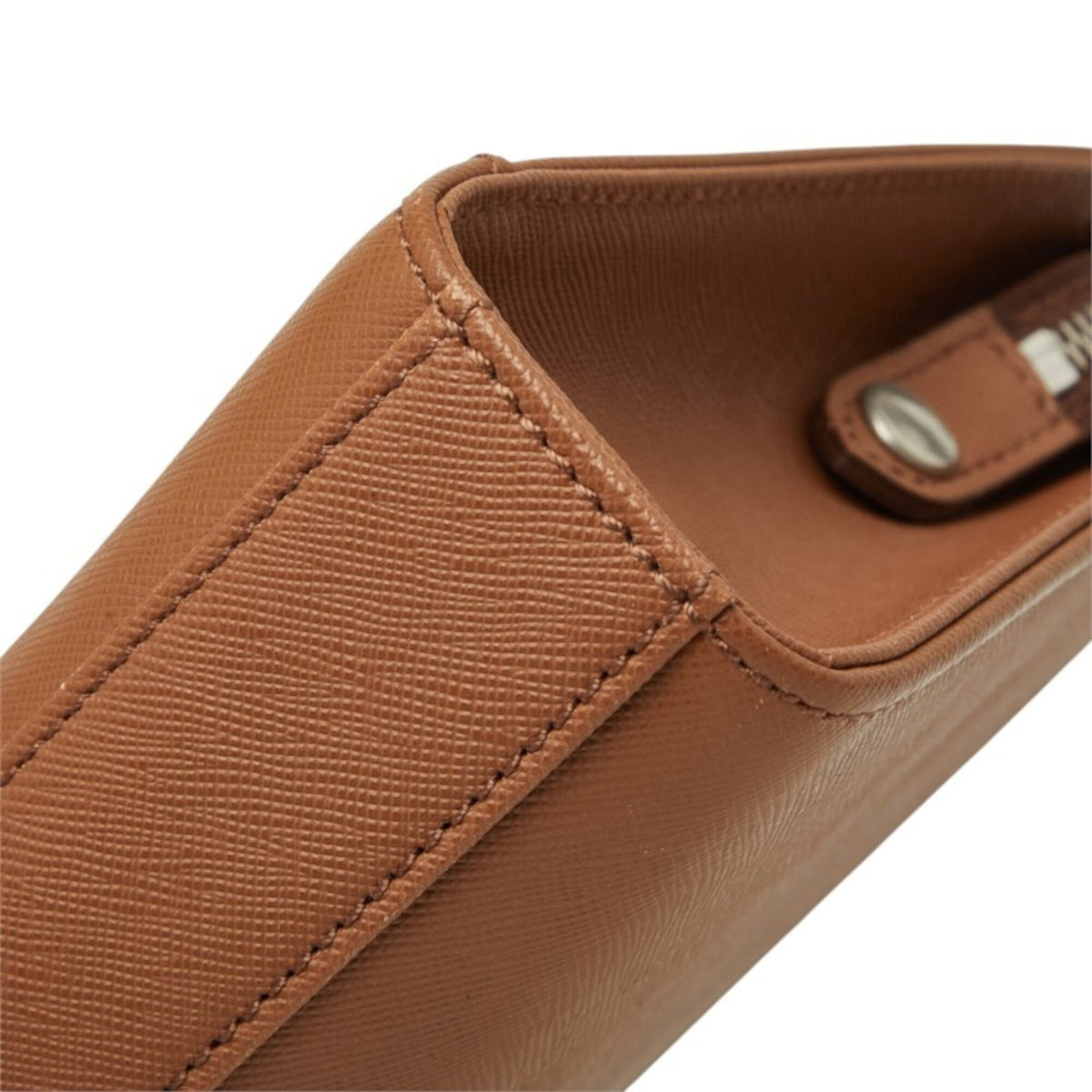 Burberry Brown Leather Clutch Bag (Pre-Owned)