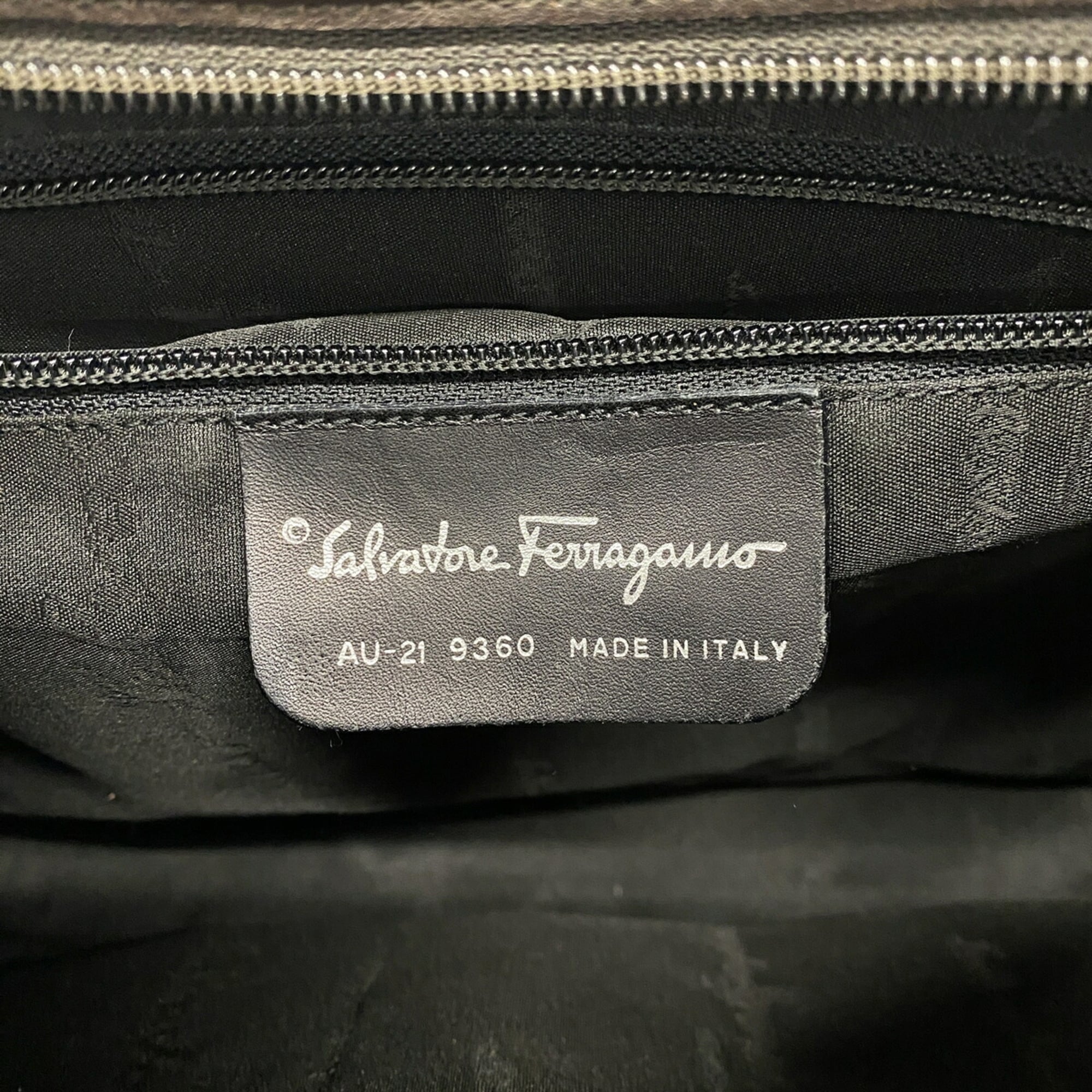 Salvatore Ferragamo Dark Brown Nylon Shoulder Bag (Pre-Owned)