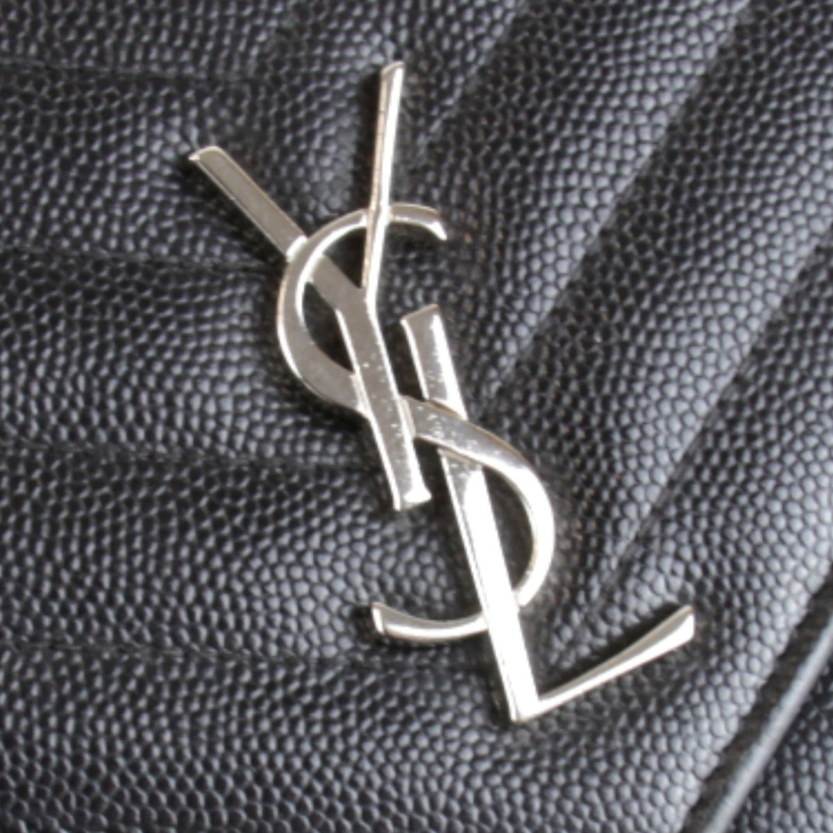 Saint Laurent Black Leather Shoulder Bag (Pre-Owned)