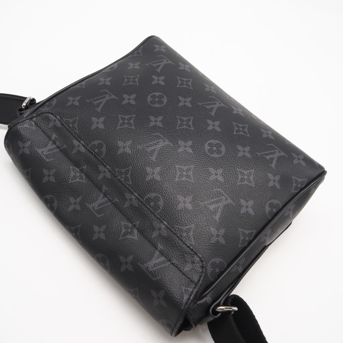 Louis Vuitton Monogram Eclipse Black Gray Coated Canvas Shoulder Bag (Pre-Owned)