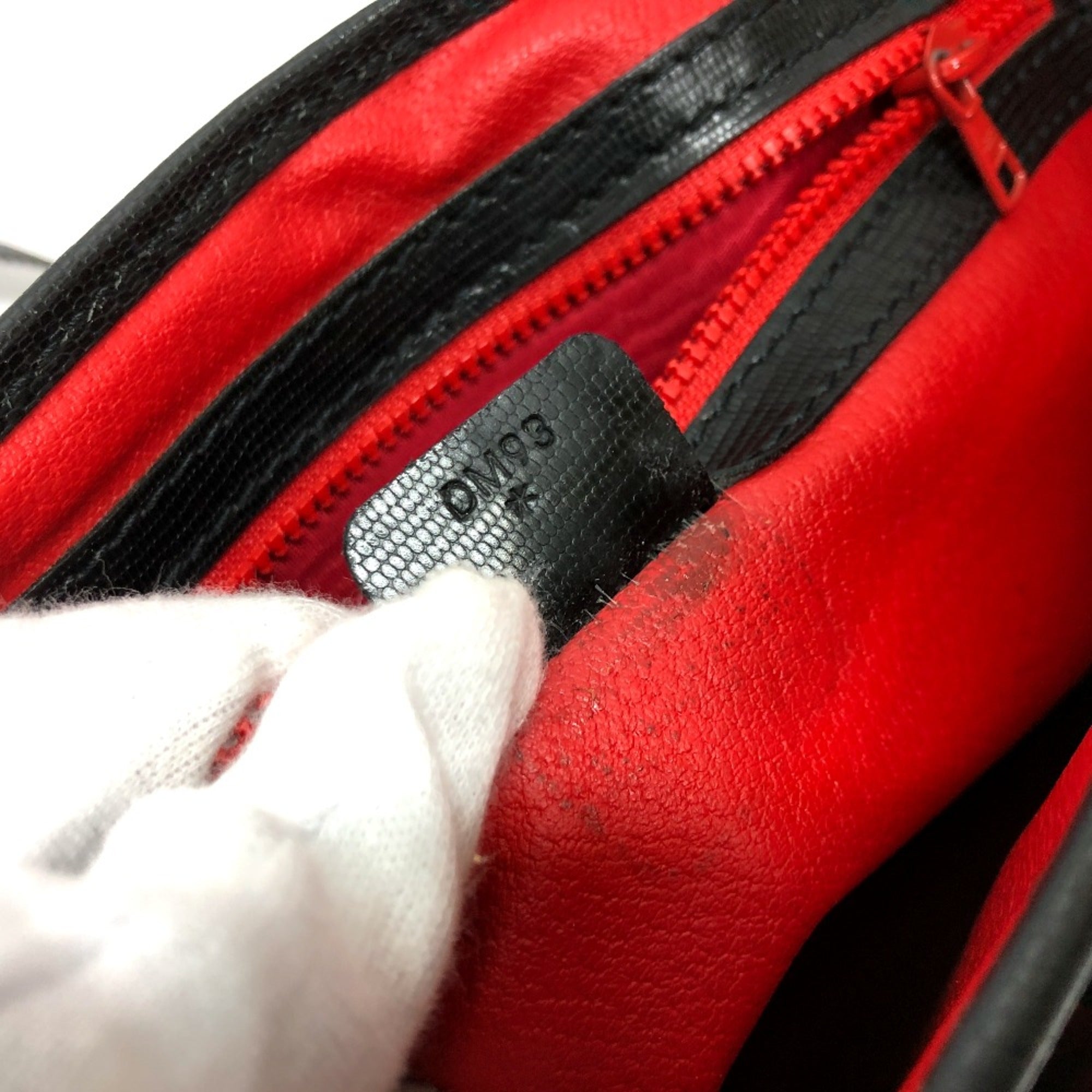 Celine Black Leather Shoulder Bag (Pre-Owned)