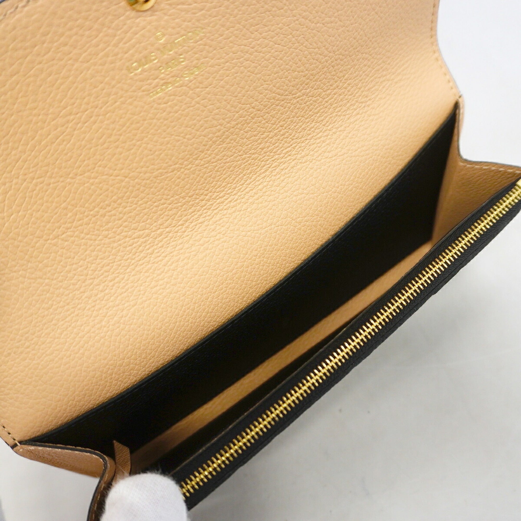 Louis Vuitton Noir Long Wallet (Bi-Fold) (Pre-Owned)