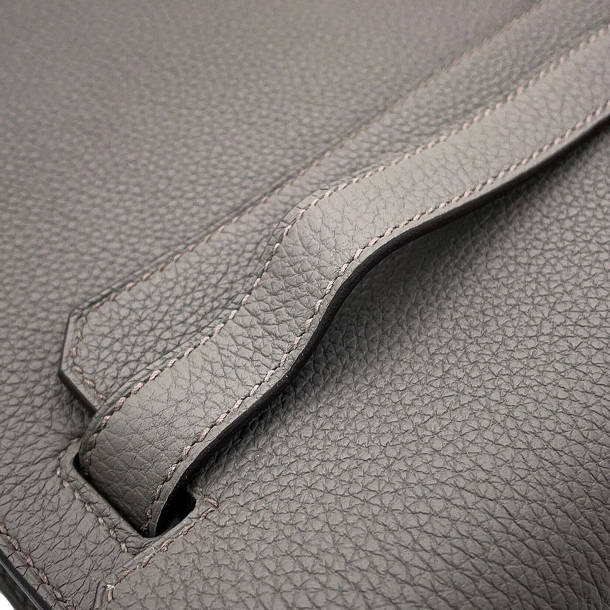 Hermes Etain Togo Leather Handbag (Pre-Owned)