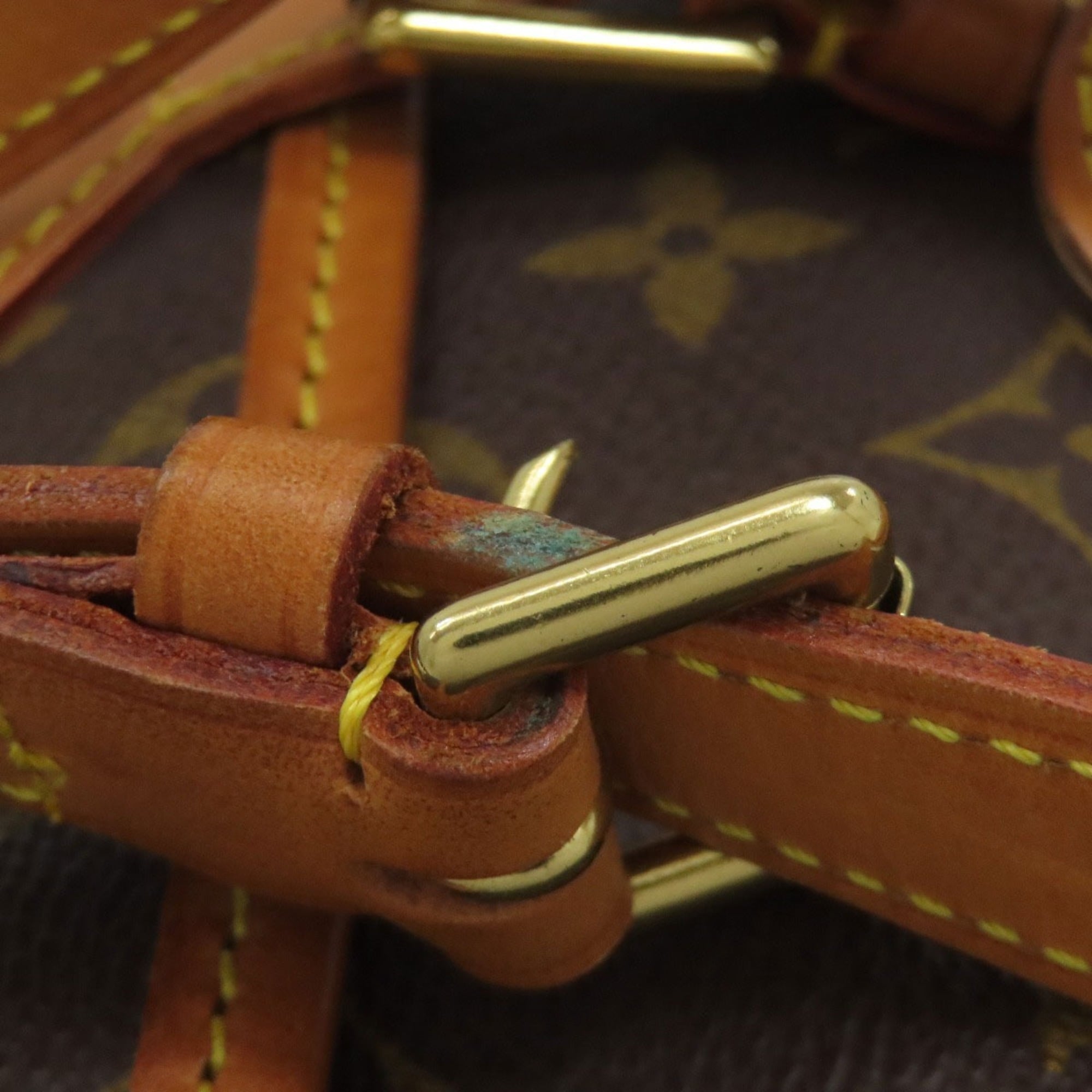 Louis Vuitton Brown Monogram Monogram Canvas Shoulder Bag (Pre-Owned)