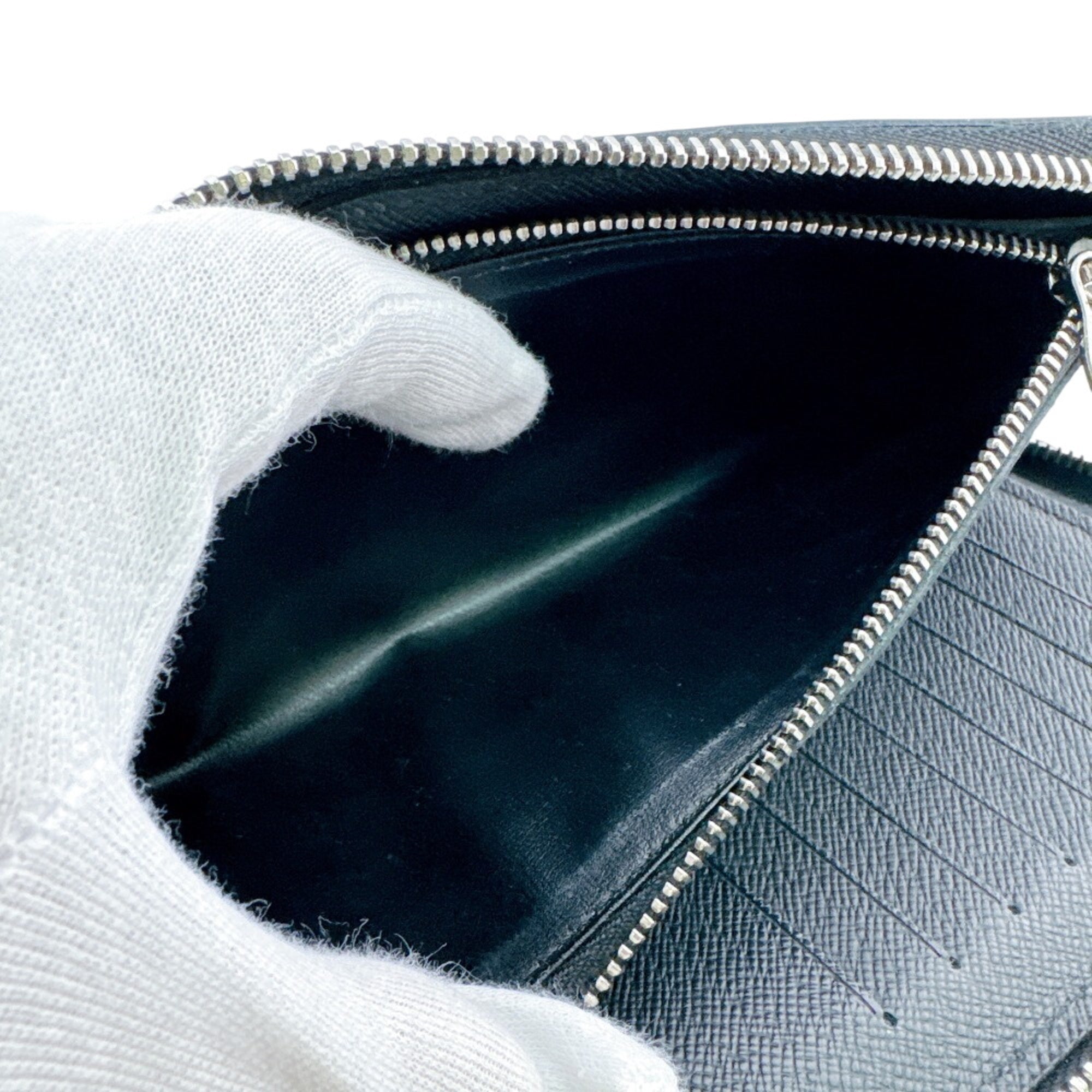 Louis Vuitton Epi Black Epi Leather Long Wallet (Bi-Fold) (Pre-Owned)