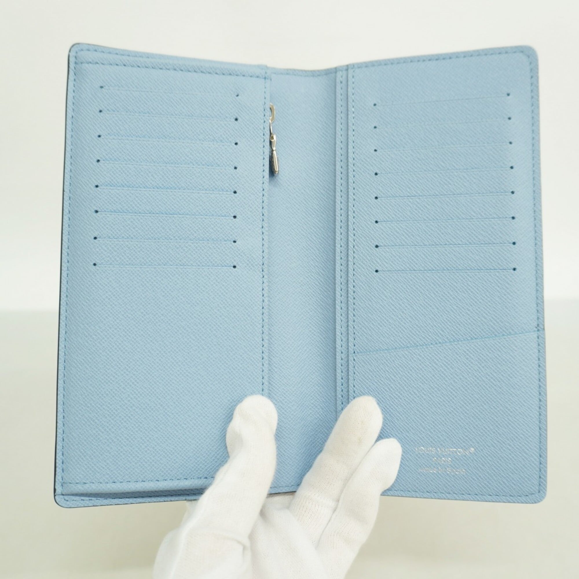 Louis Vuitton Blue Ciel Long Wallet (Bi-Fold) (Pre-Owned)