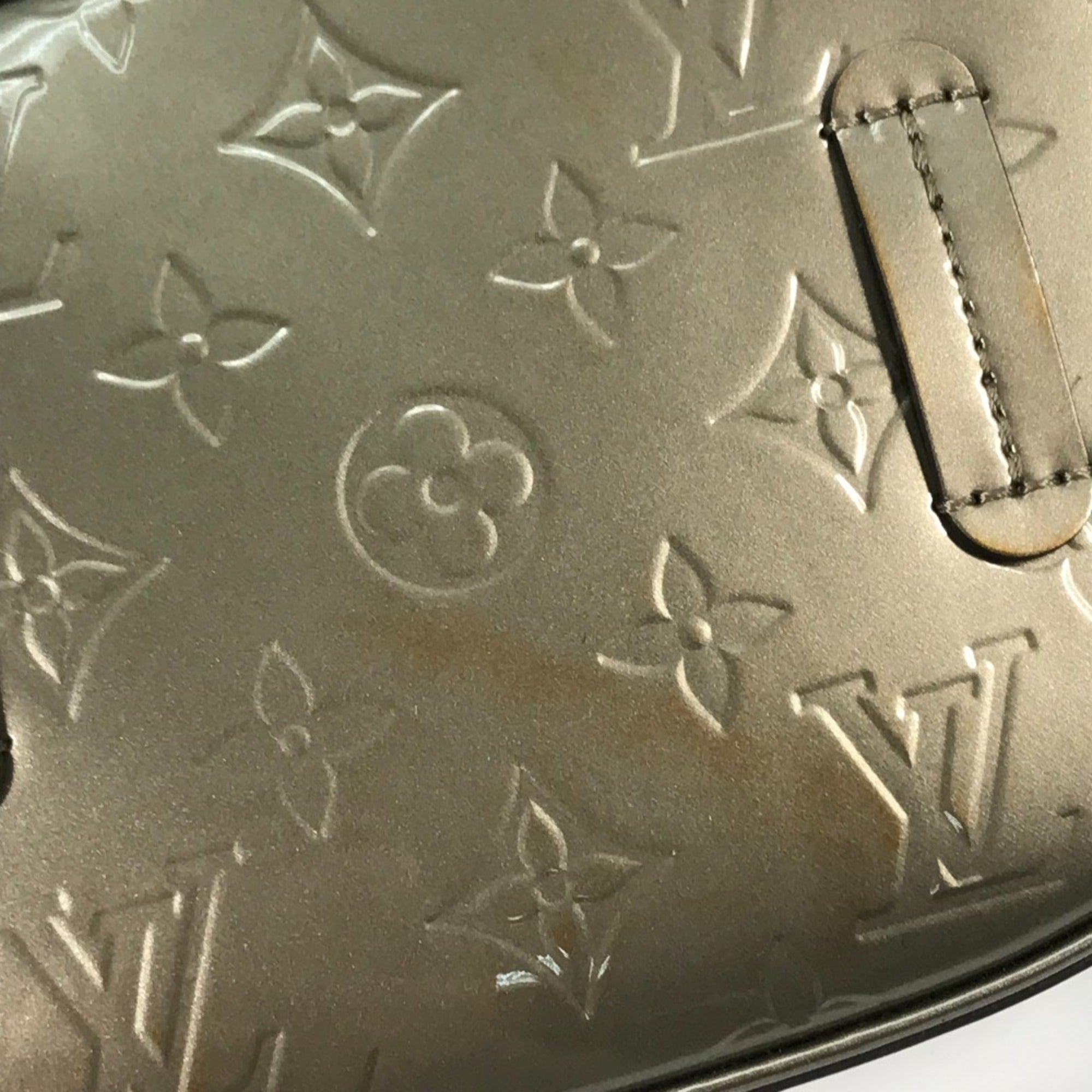 Louis Vuitton Gray Monogram Vernis Shoulder Bag Sling Bag (Pre-Owned)