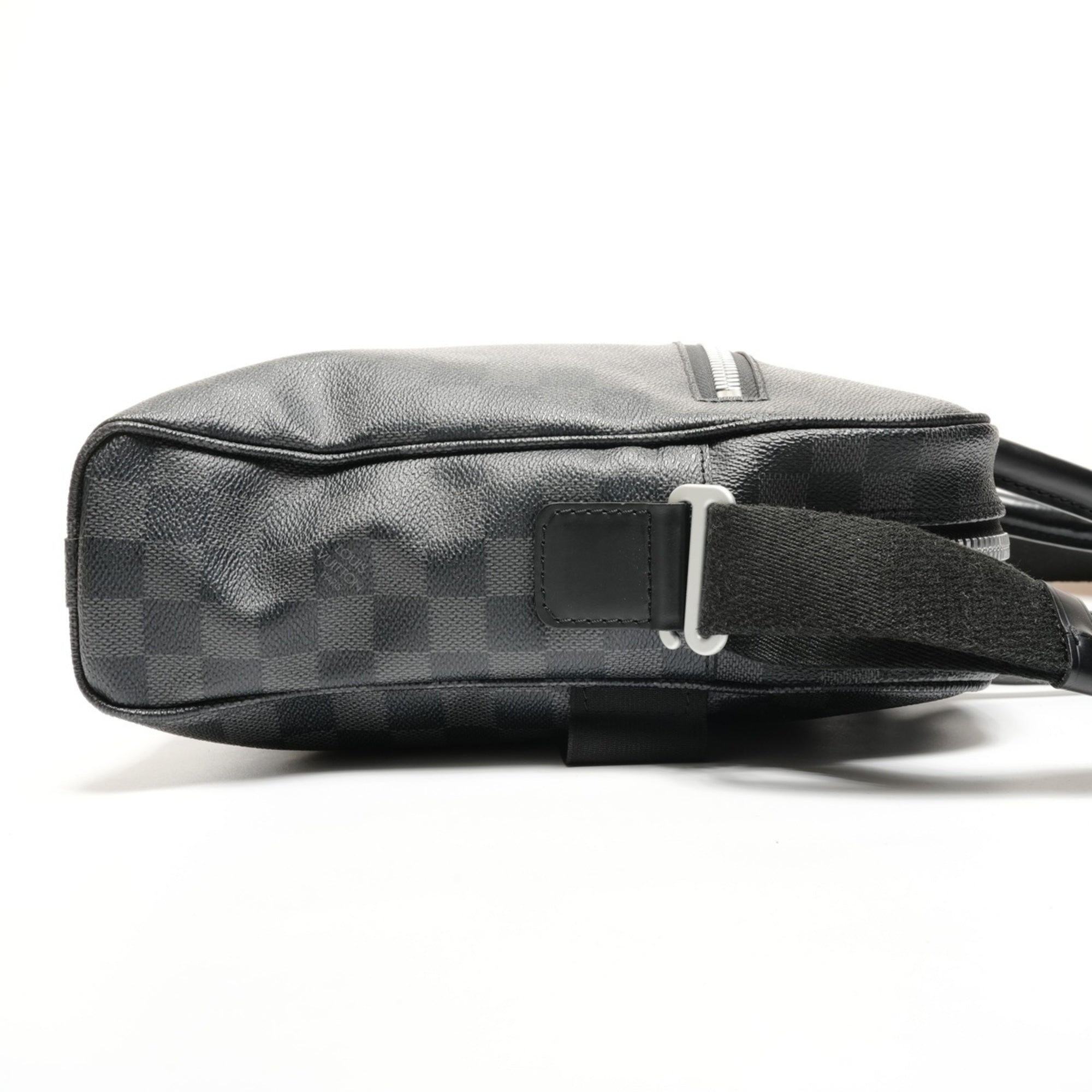 Louis Vuitton Black Damier Graphite Shoulder Bag (Pre-Owned)