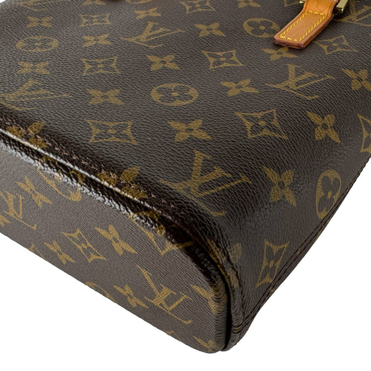 Louis Vuitton Brown Monogram Monogram Handbag (Pre-Owned)