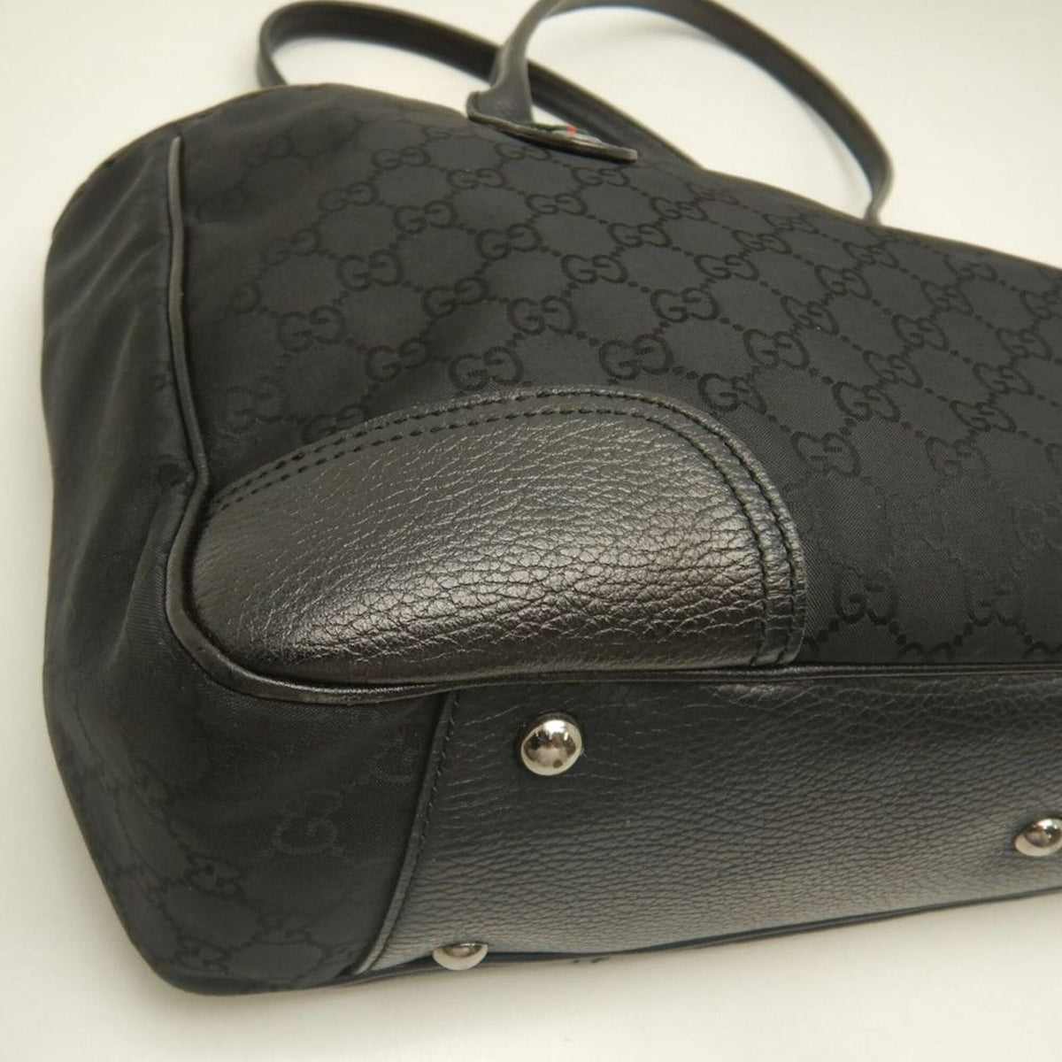 Gucci Black Nylon Canvas Leather Tote Bag (Pre-Owned)