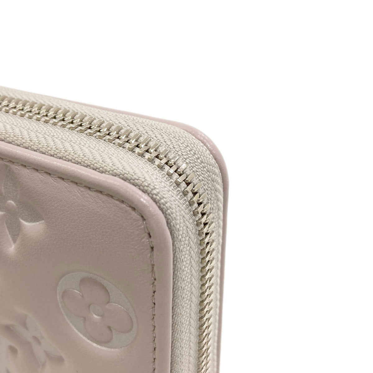 Louis Vuitton Leather Long Wallet (Bi-Fold) (Pre-Owned)